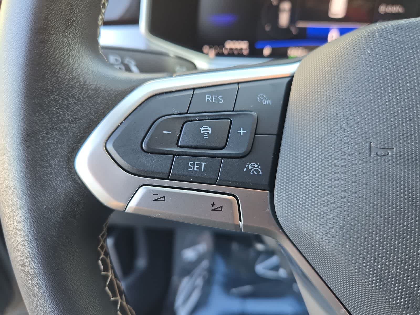 Thumbnail: 2025 Volkswagen Taos - 23