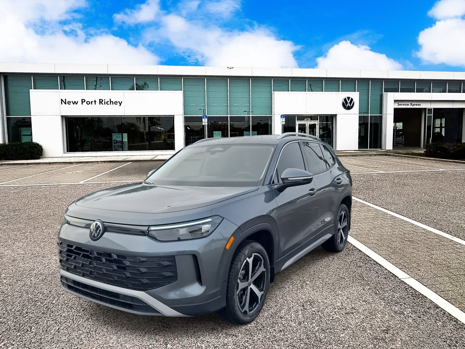 Thumbnail: 2026 Volkswagen Tiguan - 4