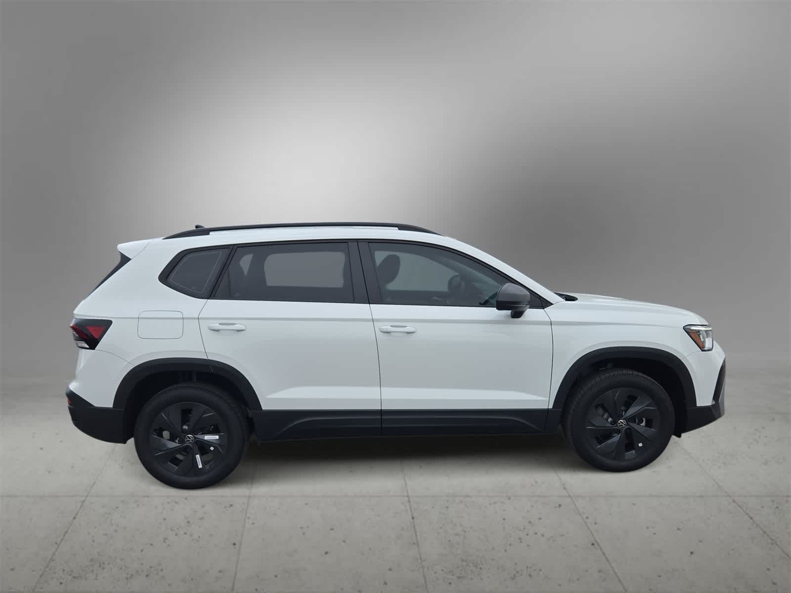 Thumbnail: 2025 Volkswagen Taos - 9