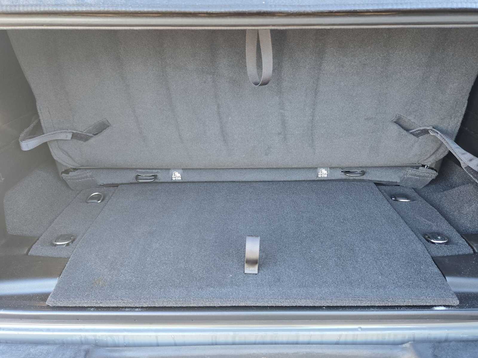 Thumbnail: 2020 Jeep Wrangler - 29