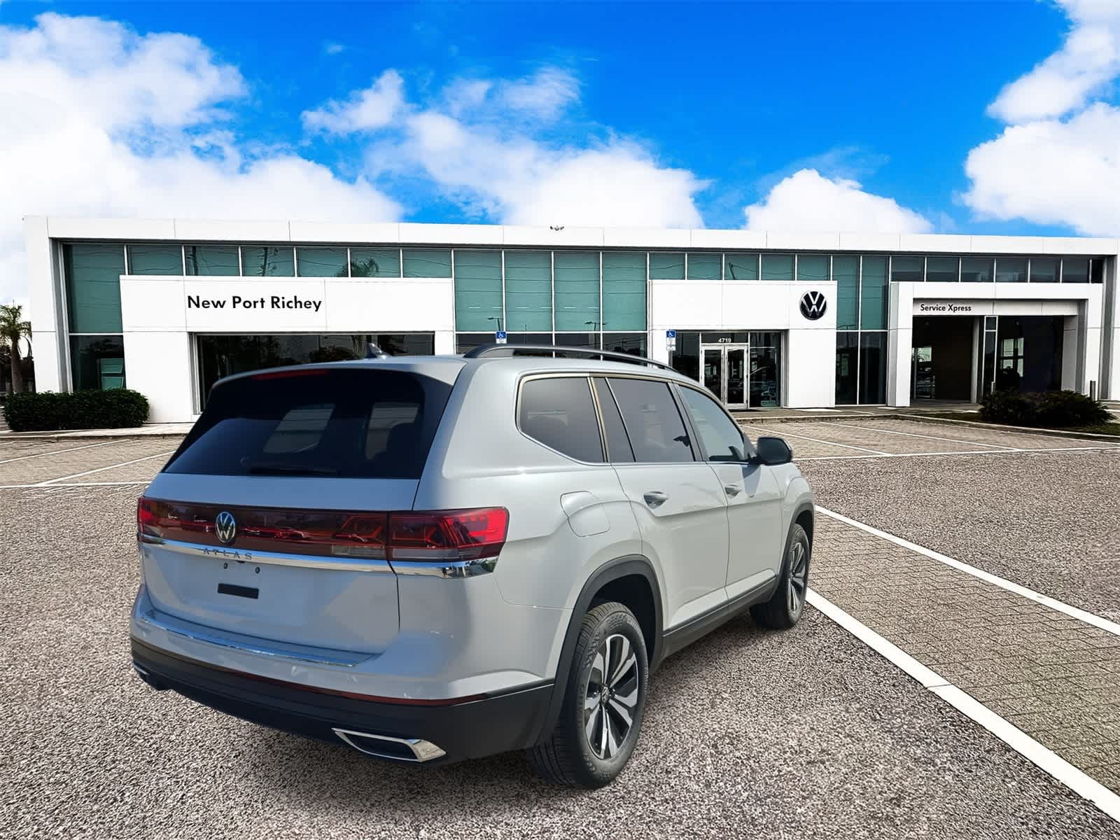 Thumbnail: 2026 Volkswagen Atlas - 8