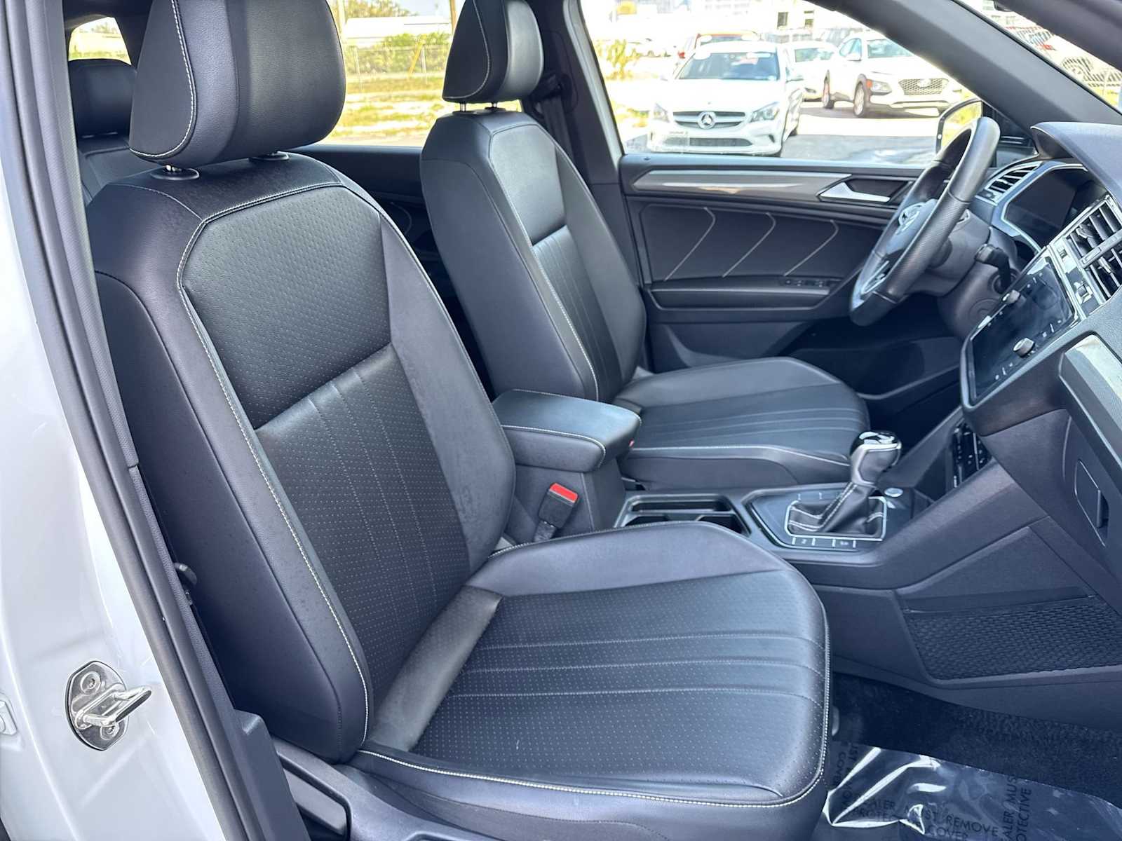 Thumbnail: 2023 Volkswagen Tiguan - 27