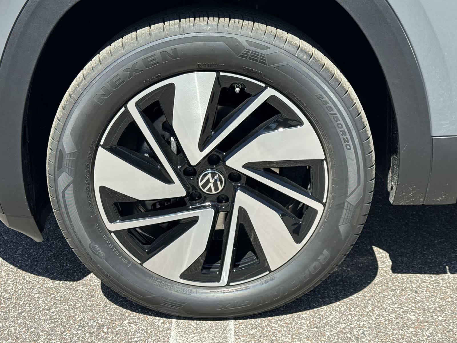 Thumbnail: 2026 Volkswagen Atlas - 12
