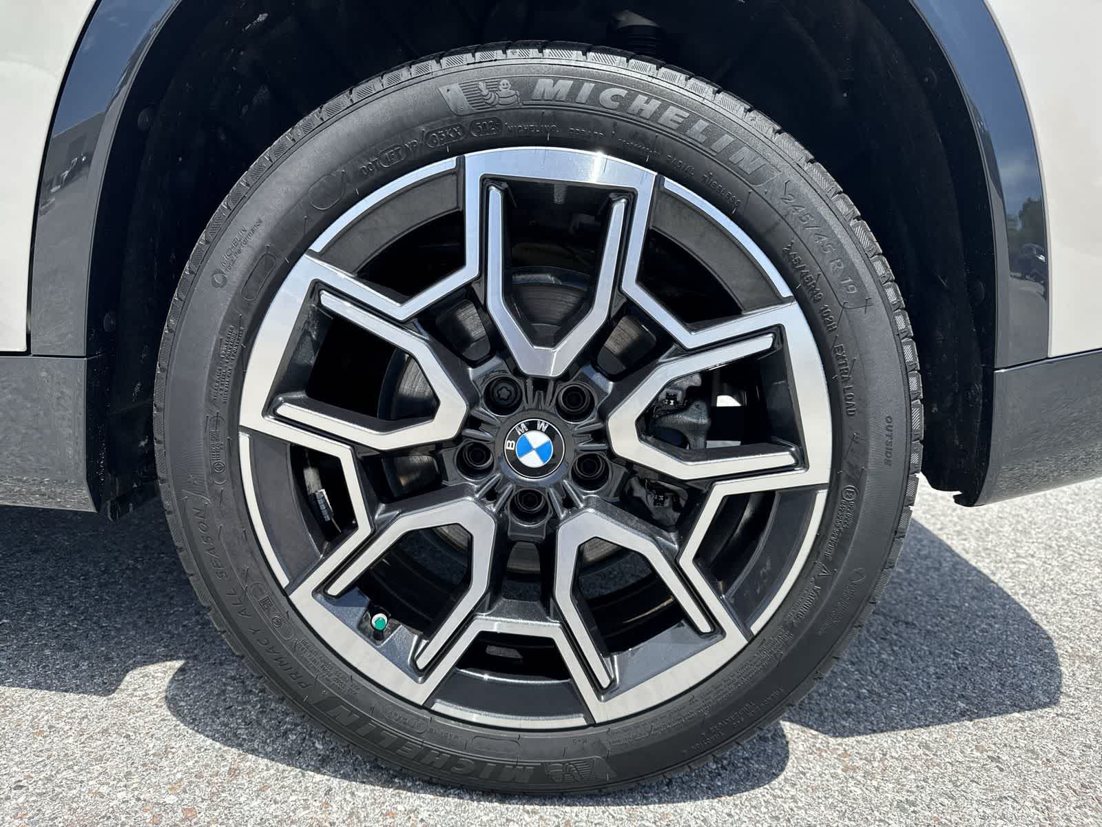 Thumbnail: 2026 BMW X1 - 11