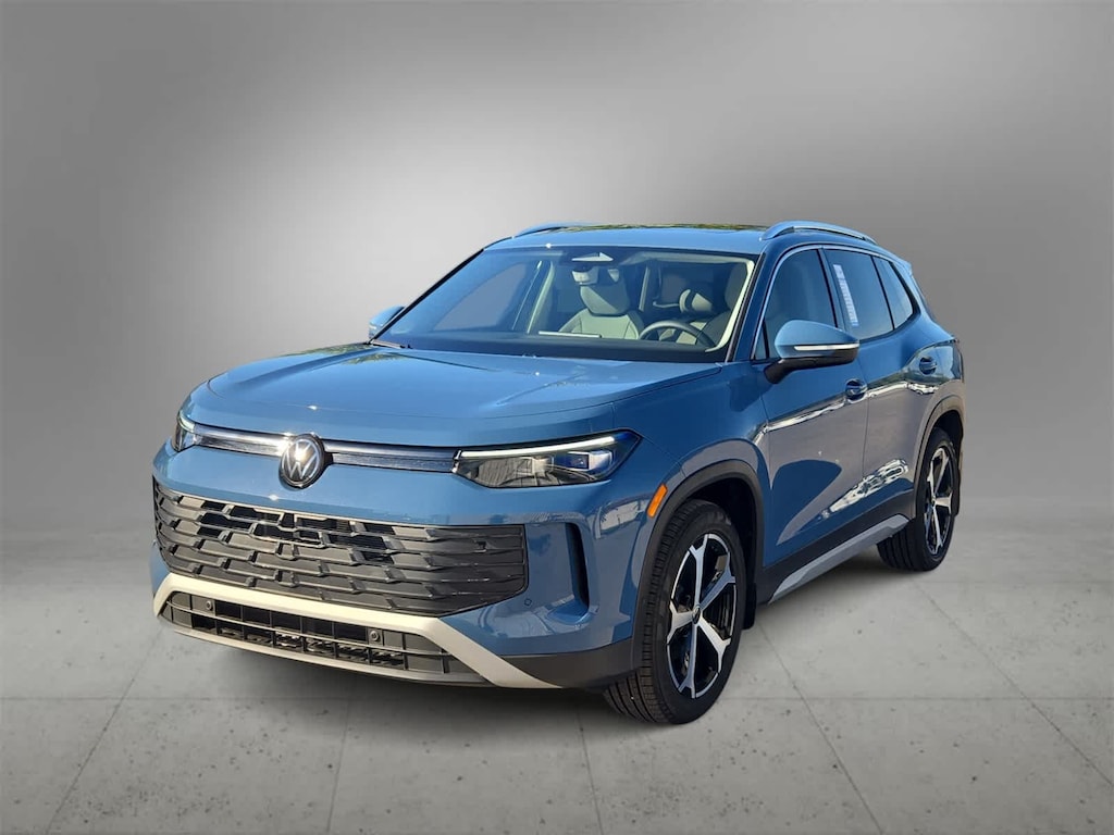 New 2025 Volkswagen Tiguan 2.0T SE SUV