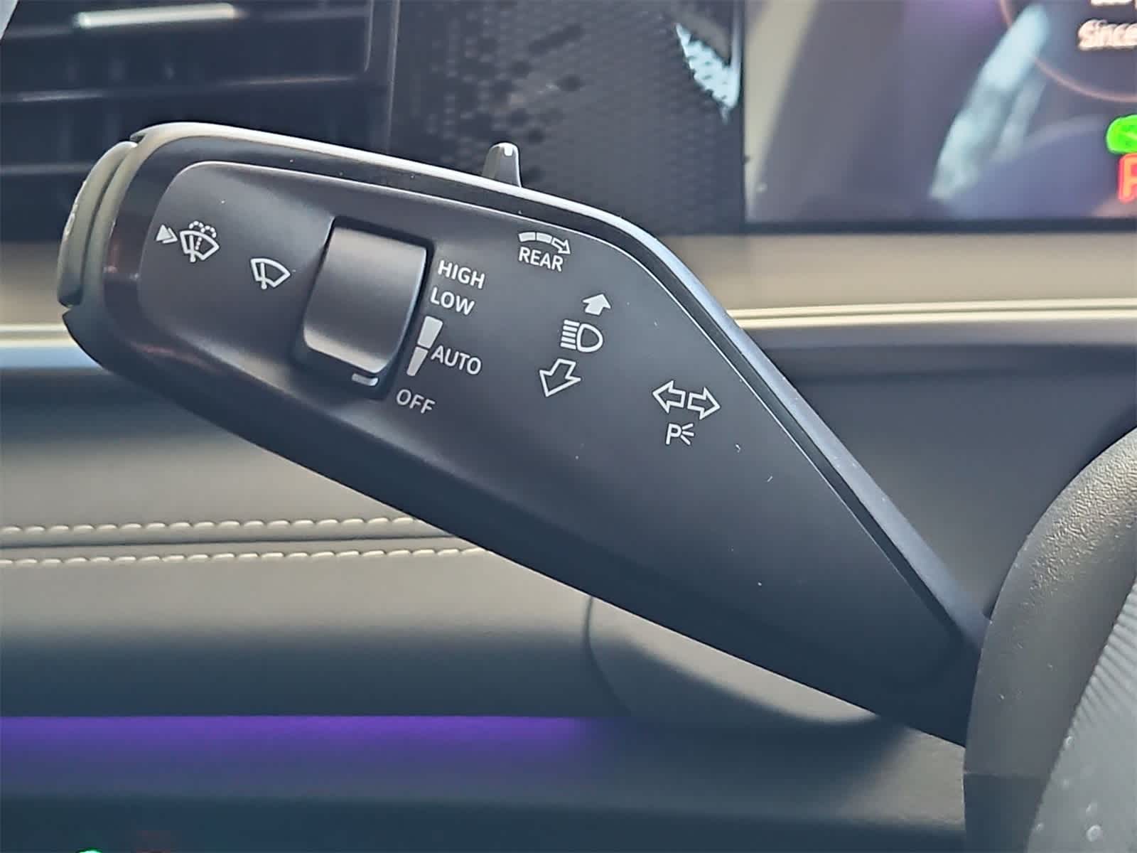 Thumbnail: 2025 Volkswagen Tiguan - 28