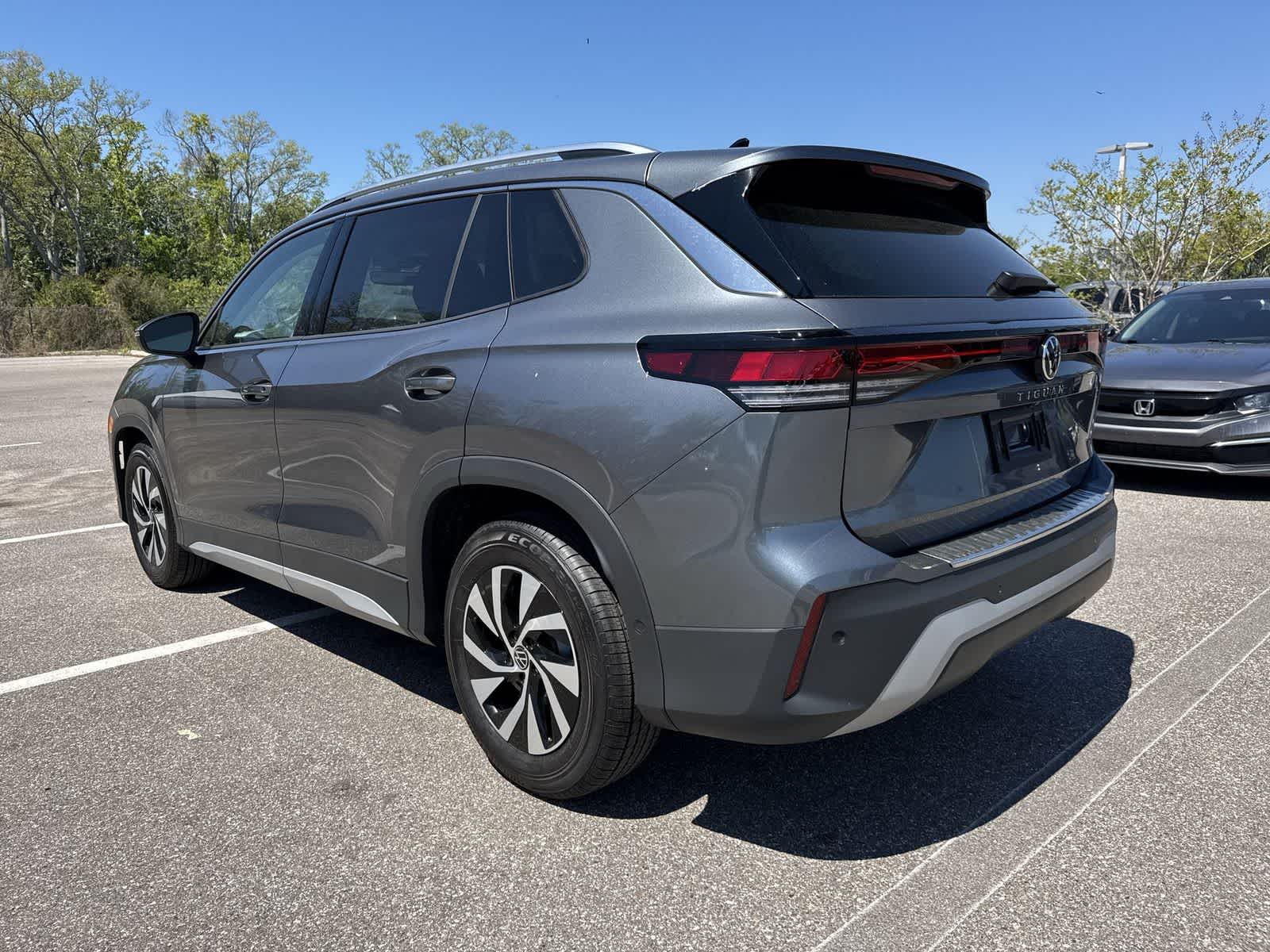 Thumbnail: 2026 Volkswagen Tiguan - 4