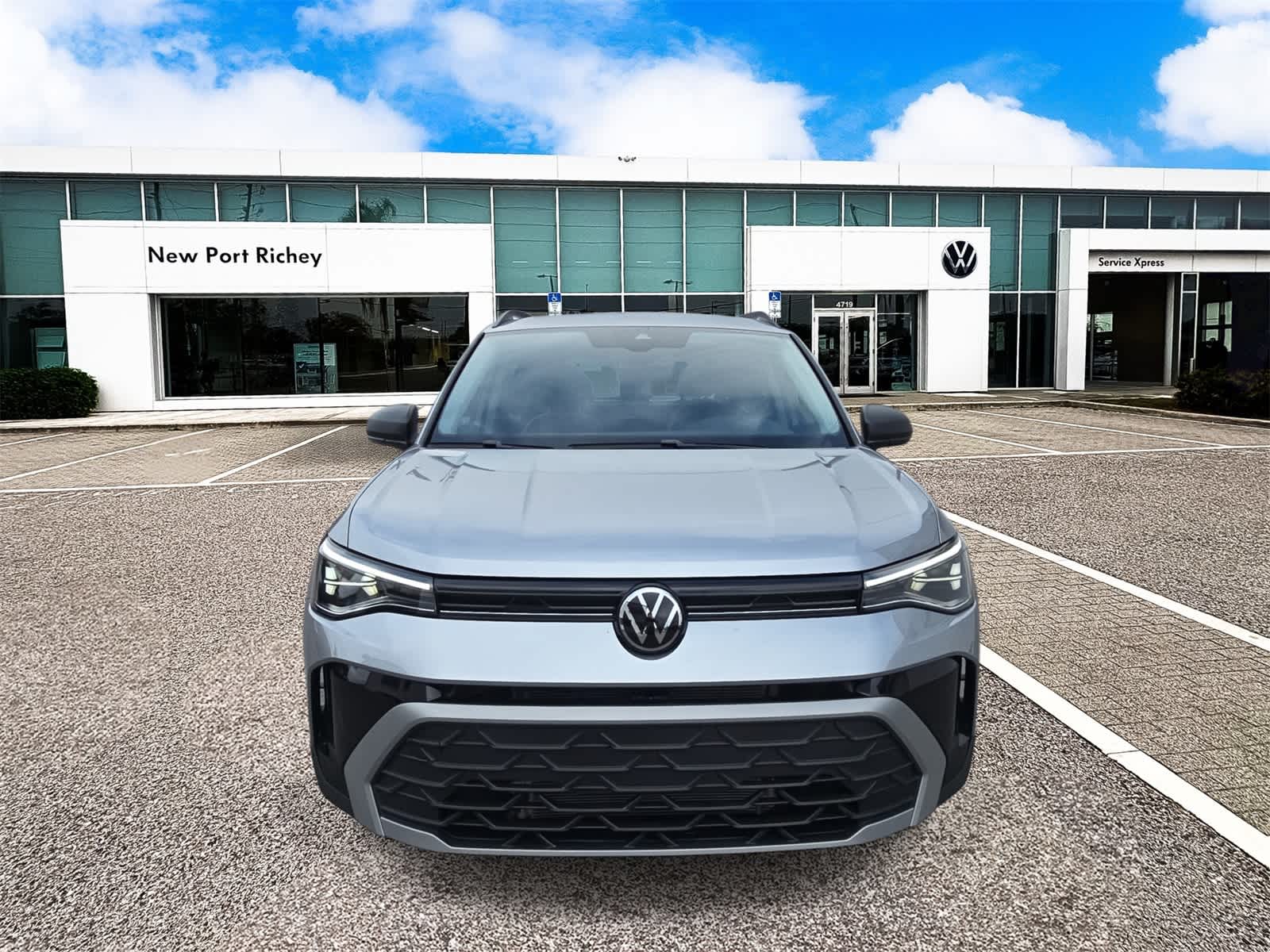 Thumbnail: 2025 Volkswagen Taos - 3