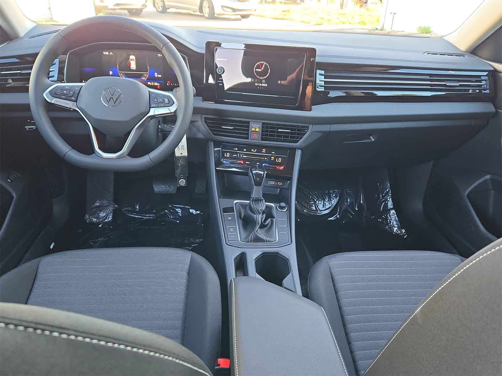 Thumbnail: 2026 Volkswagen Jetta - 16