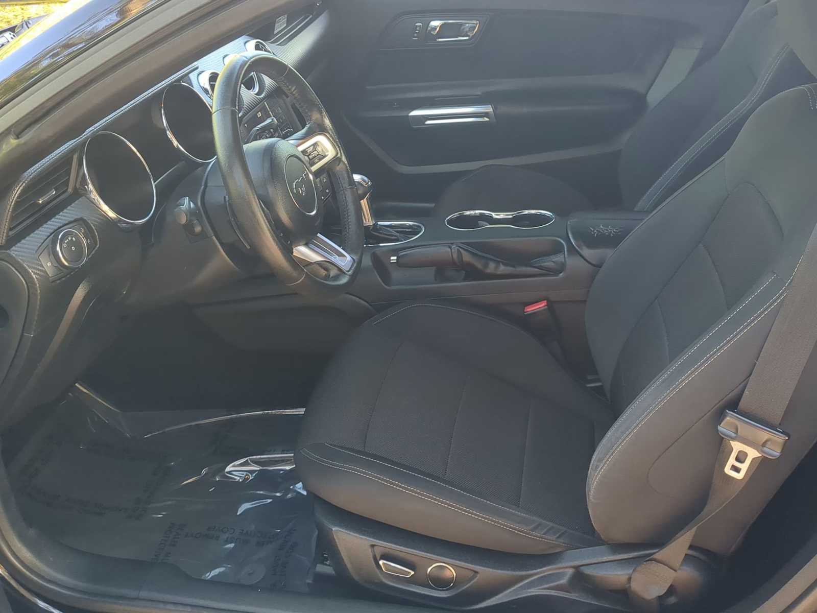 Thumbnail: 2015 Ford Mustang - 14