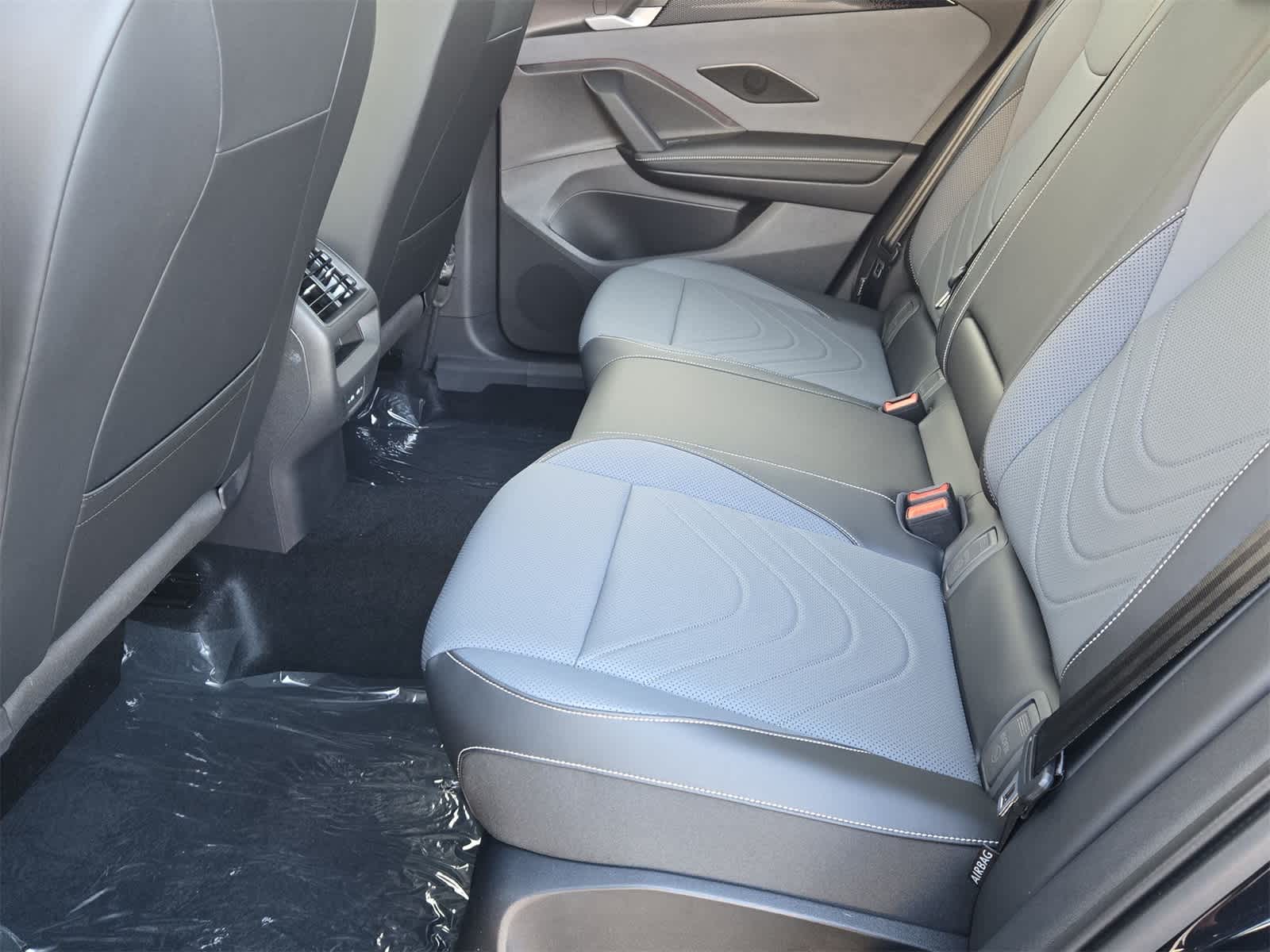 Thumbnail: 2025 Volkswagen Tiguan - 20