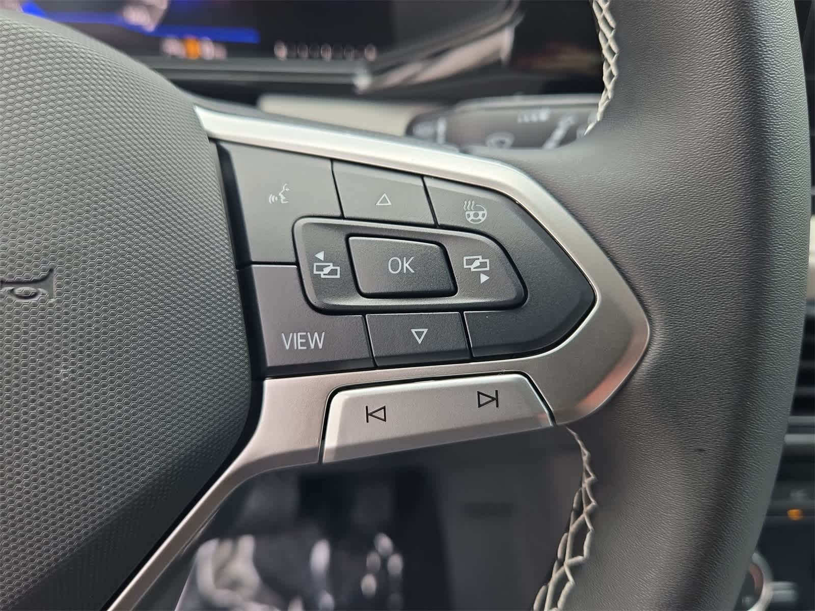 Thumbnail: 2025 Volkswagen Taos - 23