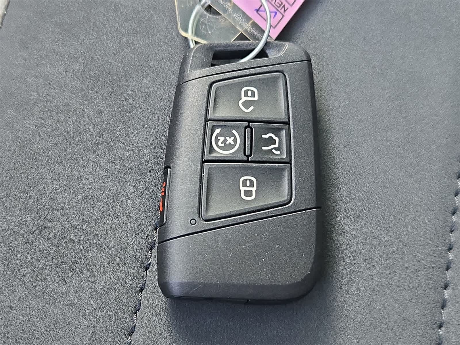 Thumbnail: 2025 Volkswagen Taos - 36