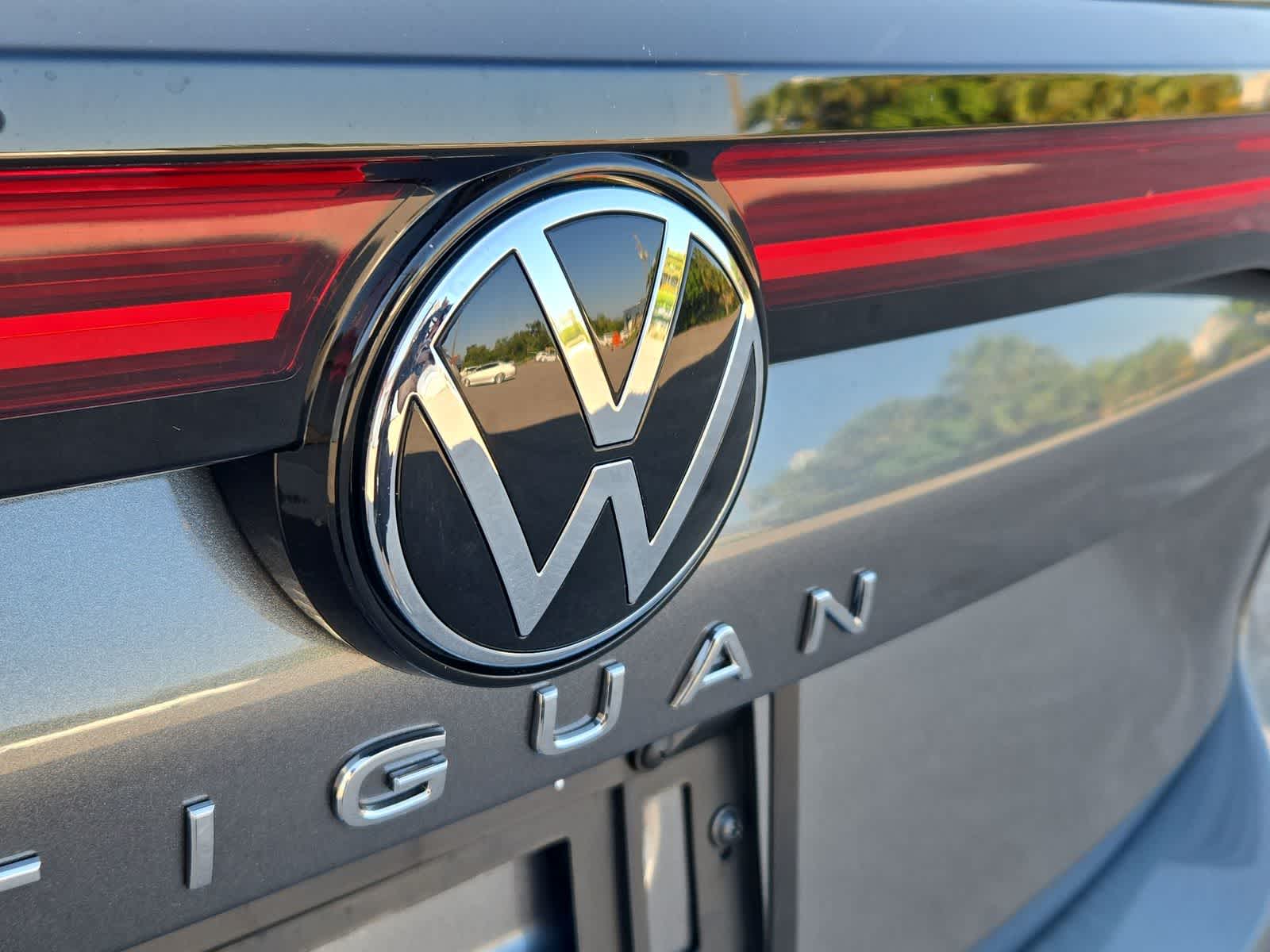 Thumbnail: 2025 Volkswagen Tiguan - 12