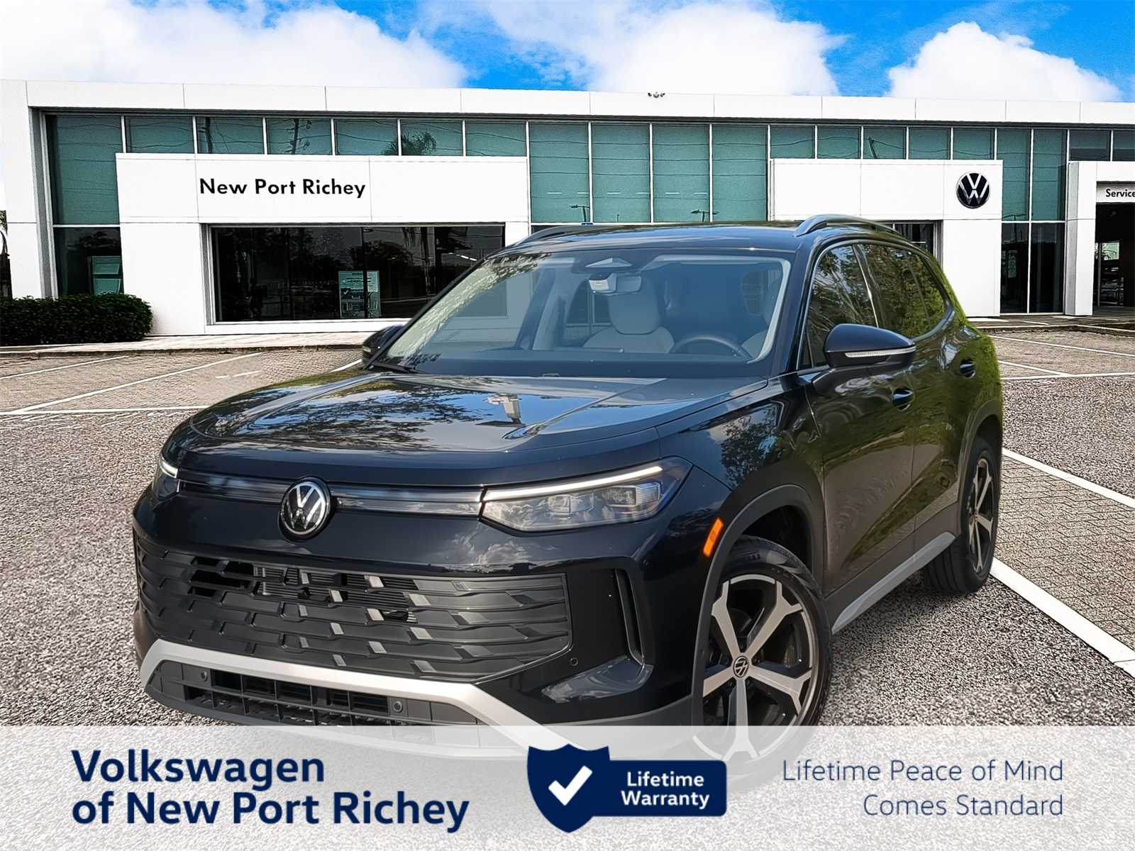 Thumbnail: 2025 Volkswagen Tiguan - 1