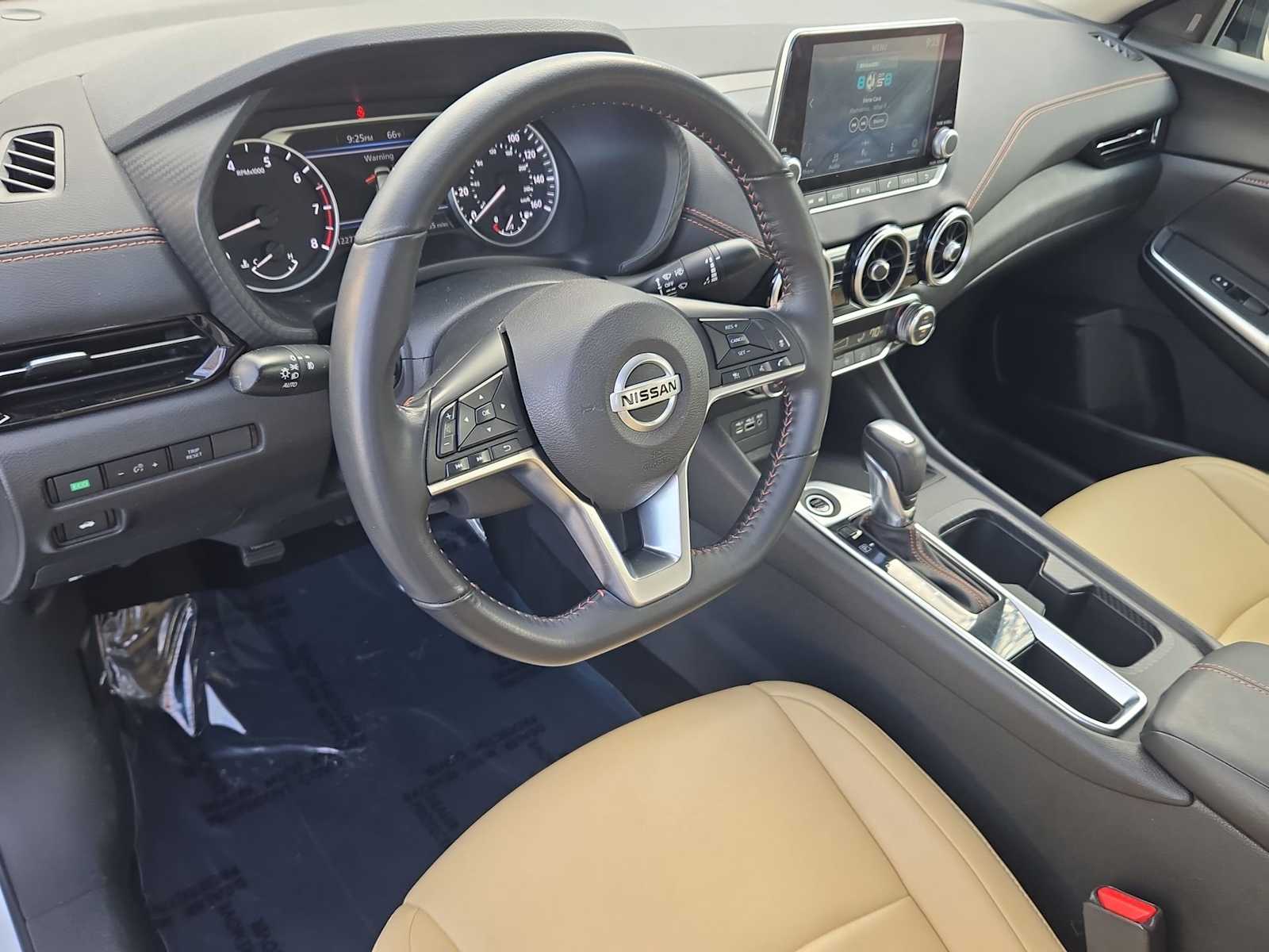 Thumbnail: 2023 Nissan Sentra - 10