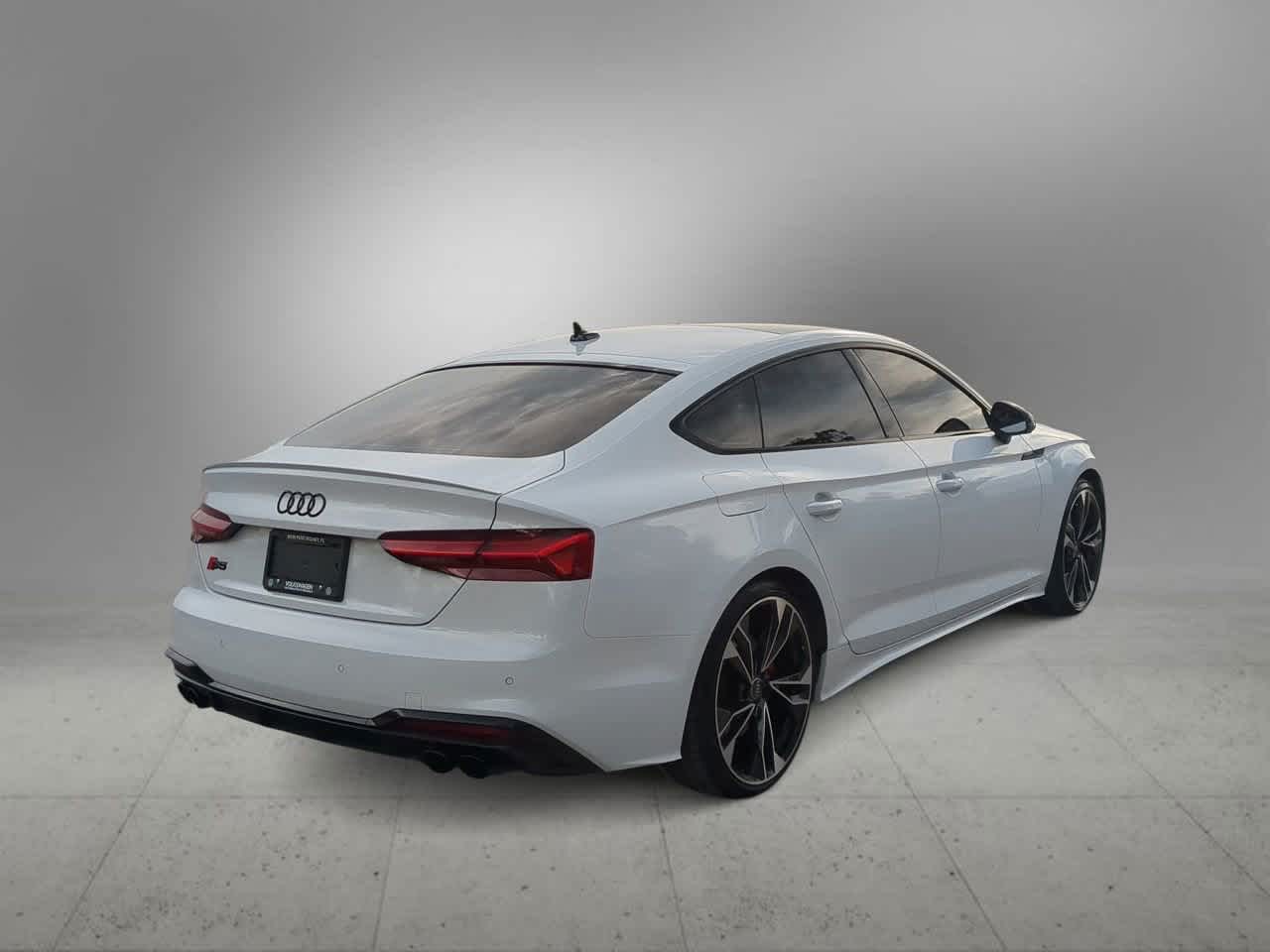 Thumbnail: 2023 Audi S5 - 8