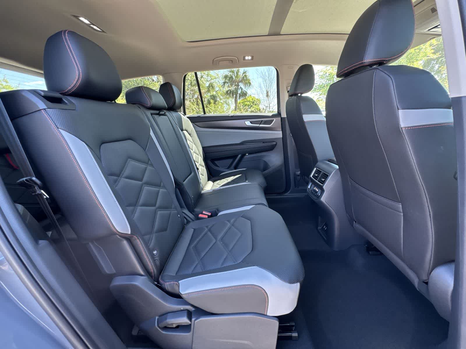 Thumbnail: 2026 Volkswagen Atlas - 20