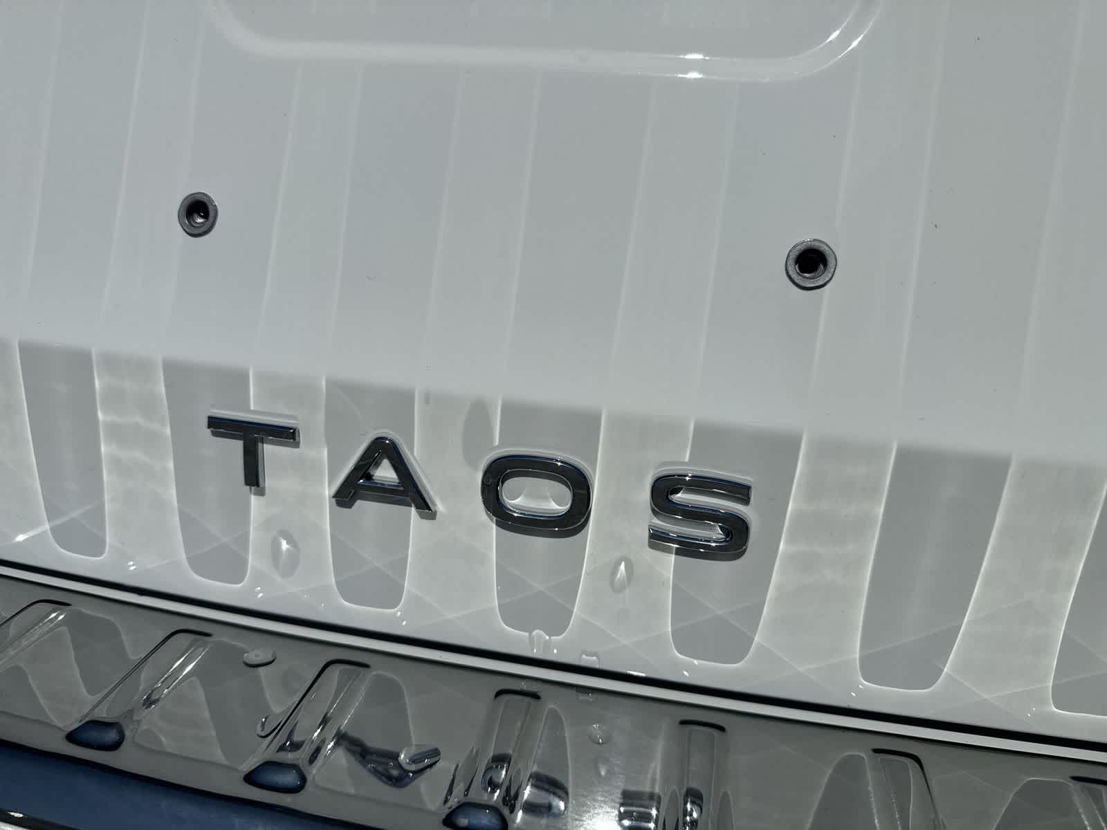 Thumbnail: 2026 Volkswagen Taos - 11