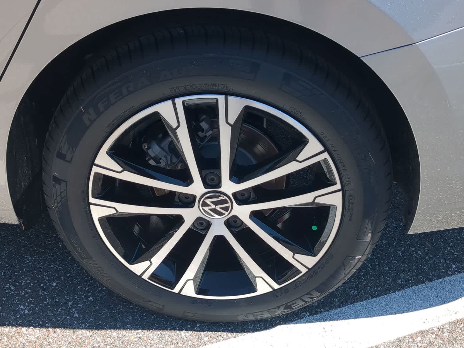 Thumbnail: 2026 Volkswagen Jetta - 14