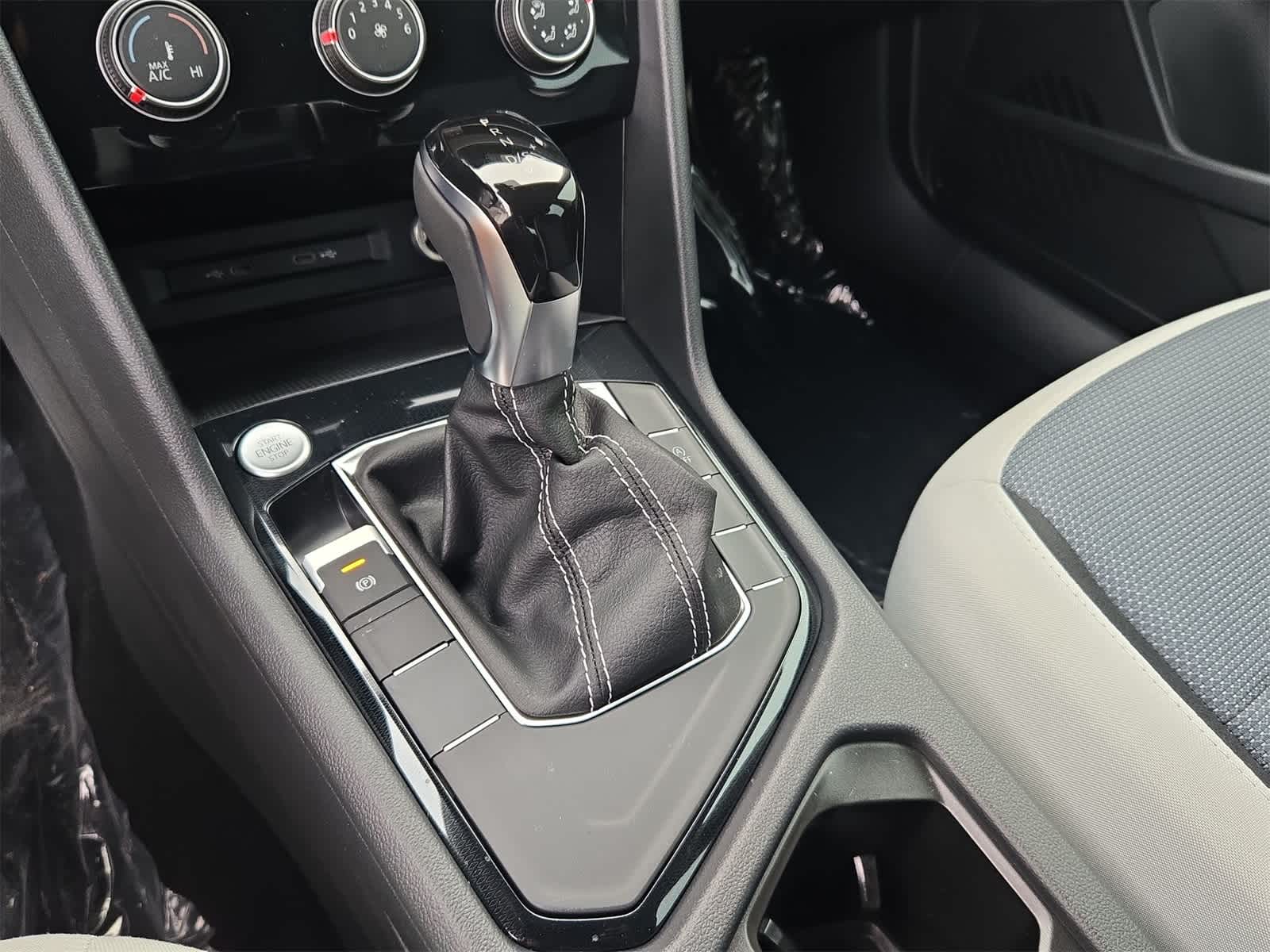 Thumbnail: 2025 Volkswagen Taos - 31