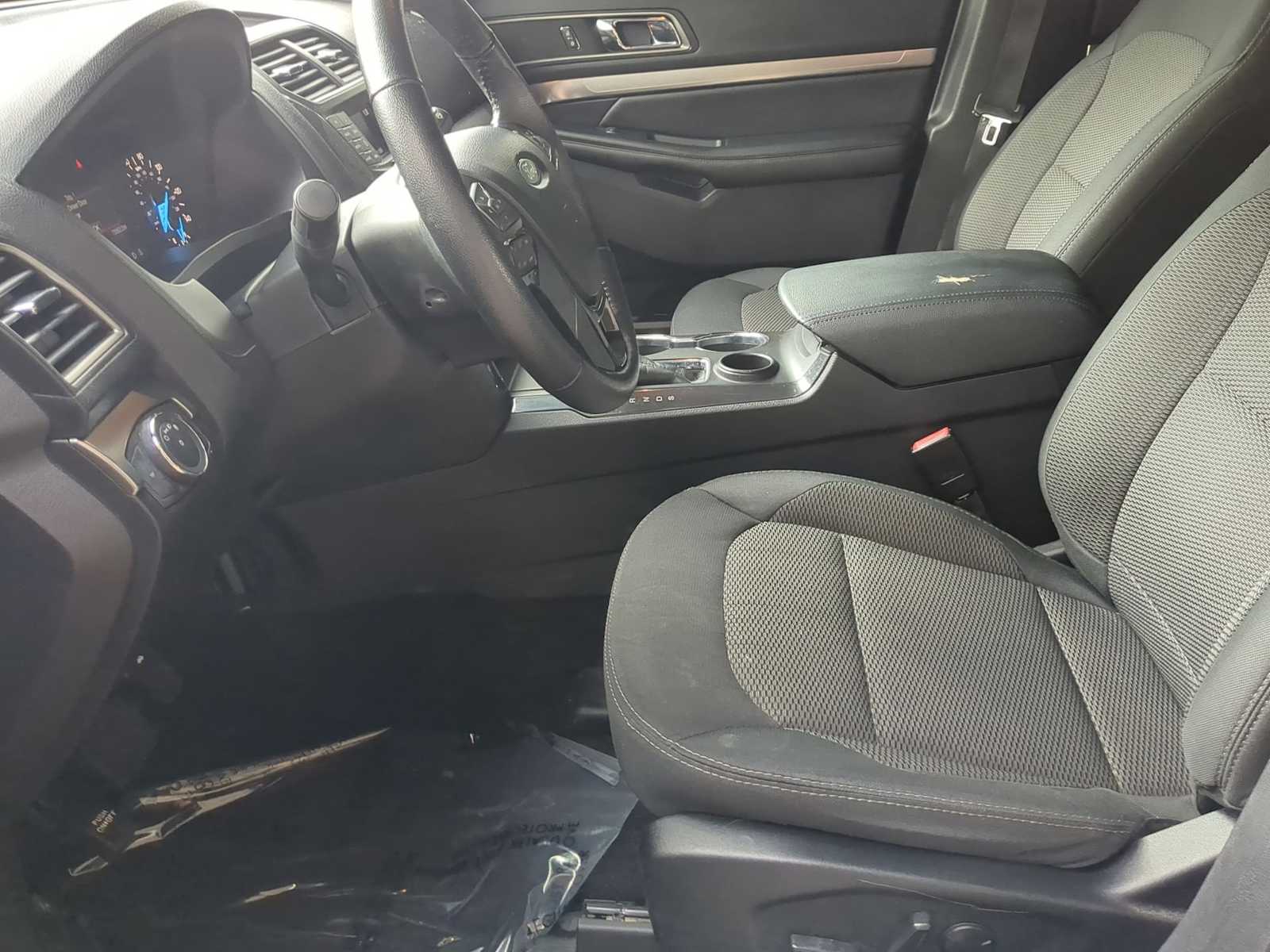 Thumbnail: 2019 Ford Explorer - 16