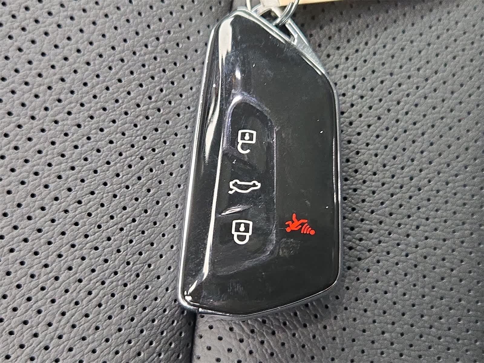 Thumbnail: 2026 Volkswagen Golf - 33