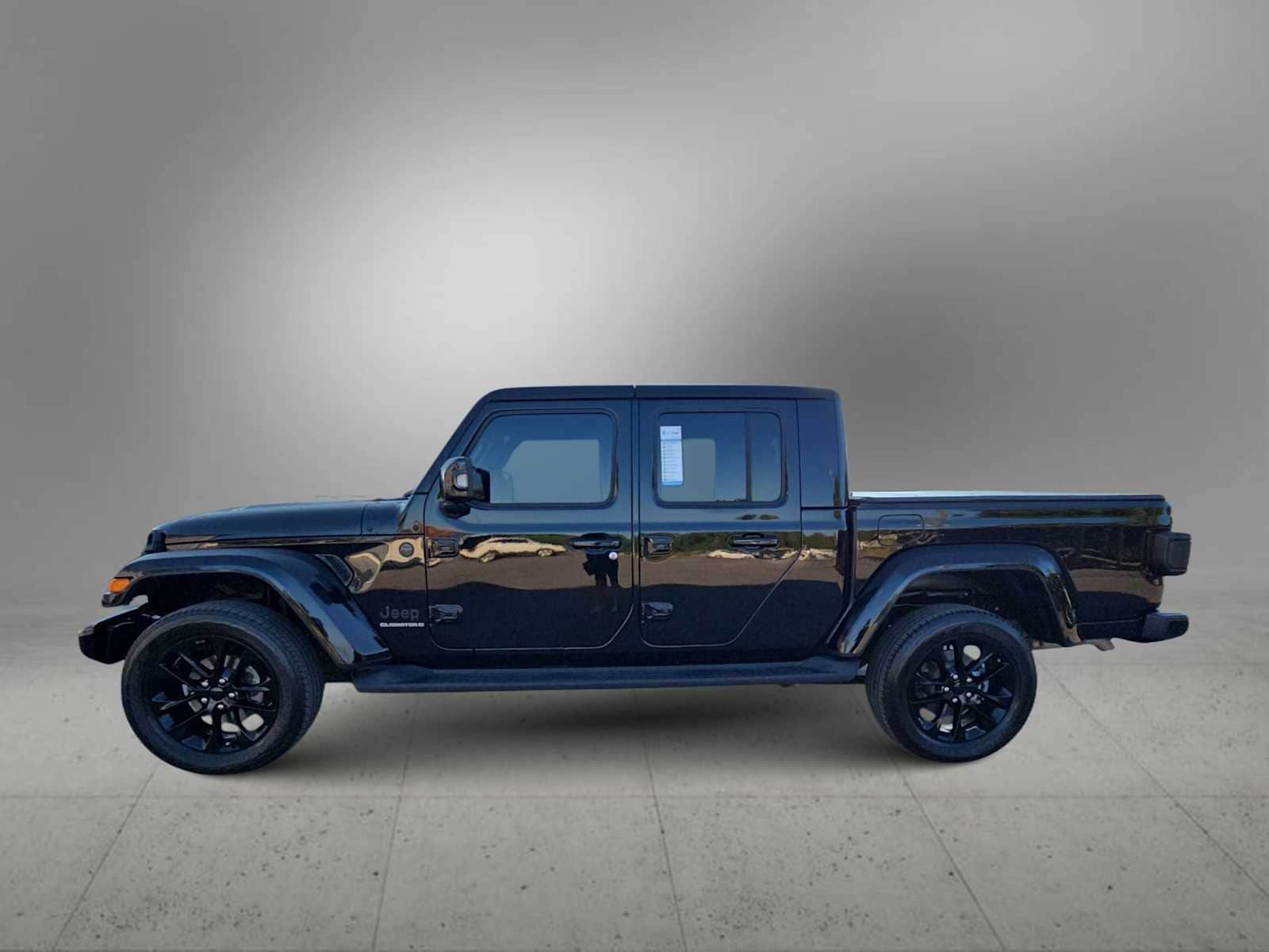 Thumbnail: 2023 Jeep Gladiator - 5
