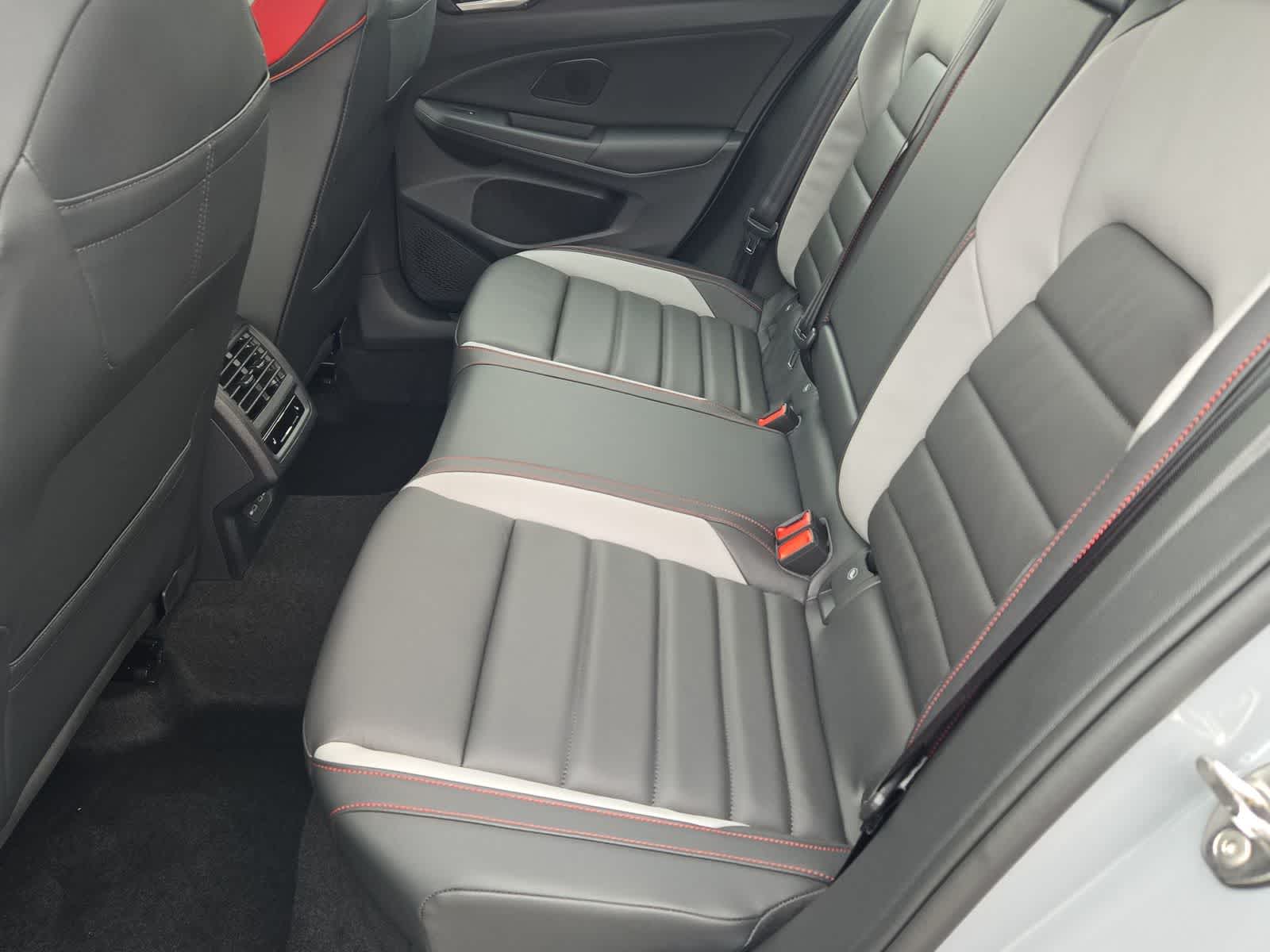 Thumbnail: 2026 Volkswagen Golf - 21