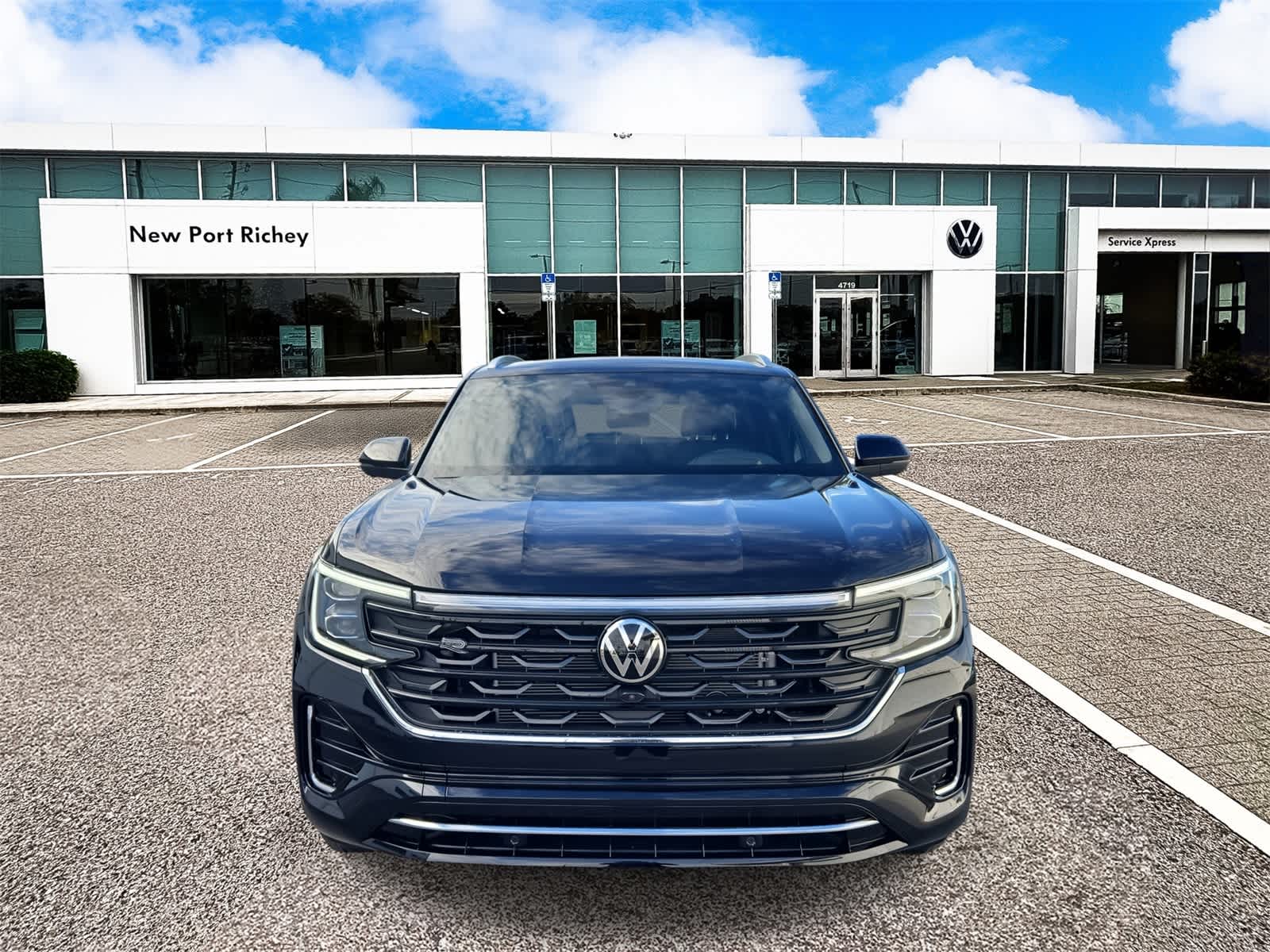 Thumbnail: 2026 Volkswagen Atlas - 3