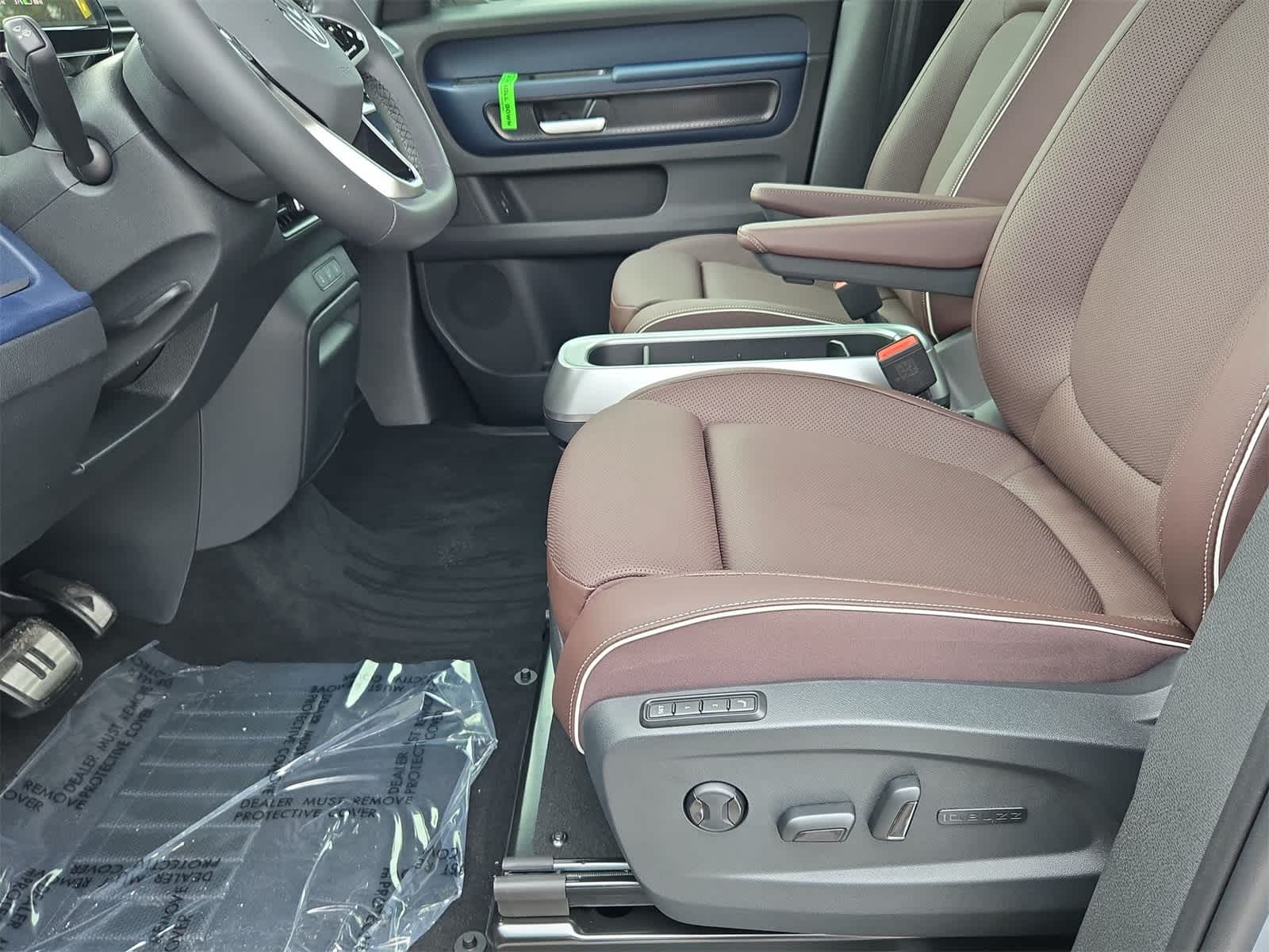 Thumbnail: 2025 Volkswagen ID.Buzz - 17