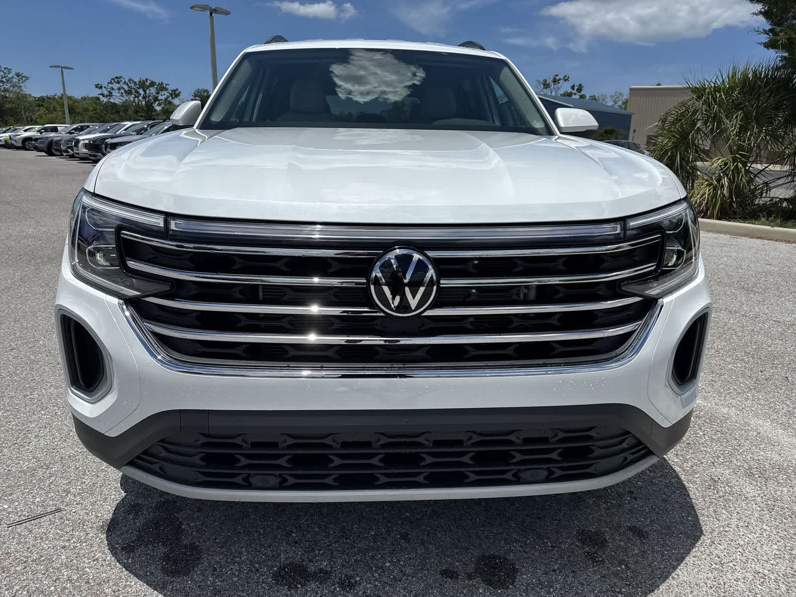 Thumbnail: 2026 Volkswagen Atlas - 9