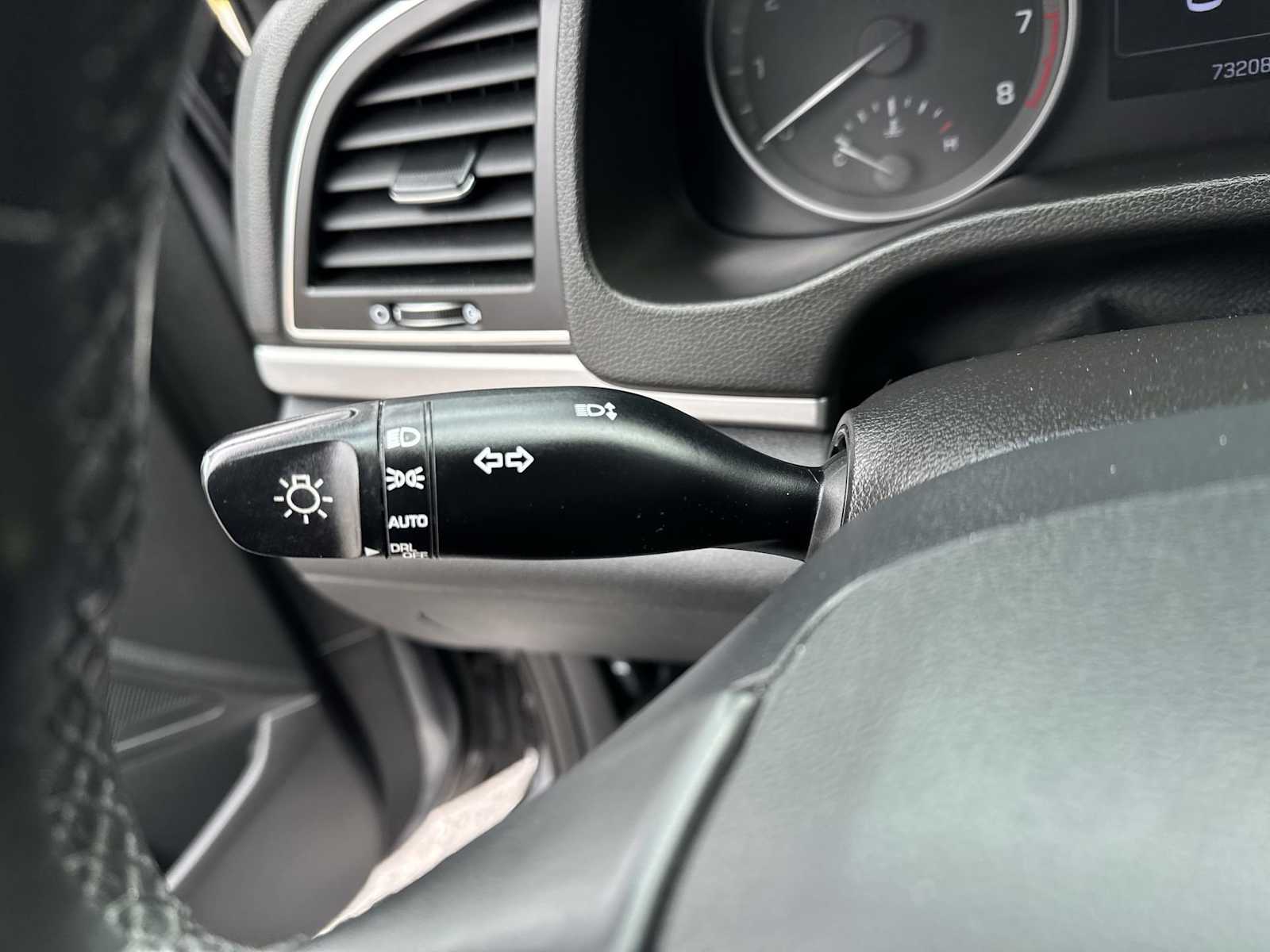 Thumbnail: 2018 Hyundai Elantra - 24