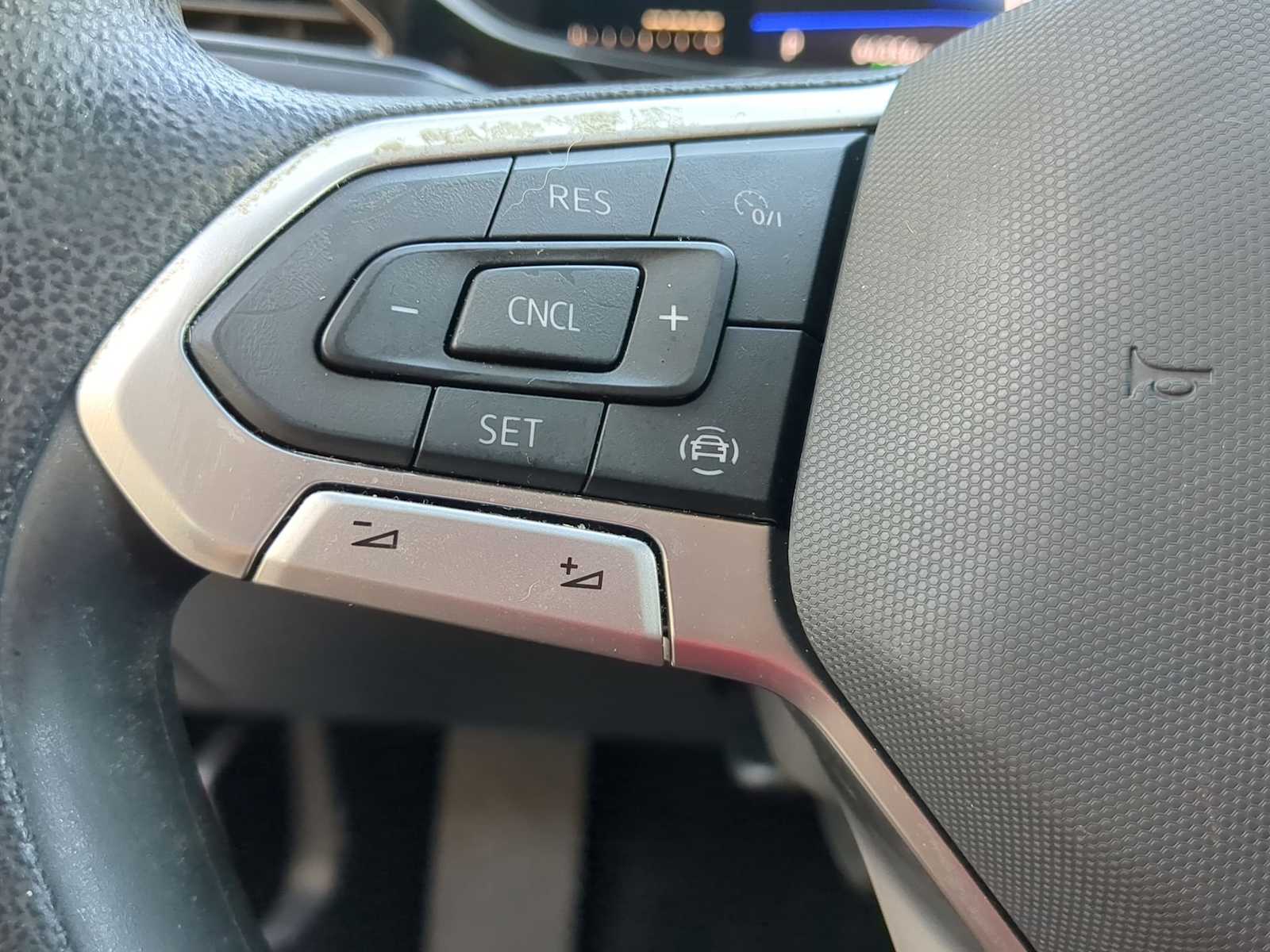2022 Volkswagen Taos S 21