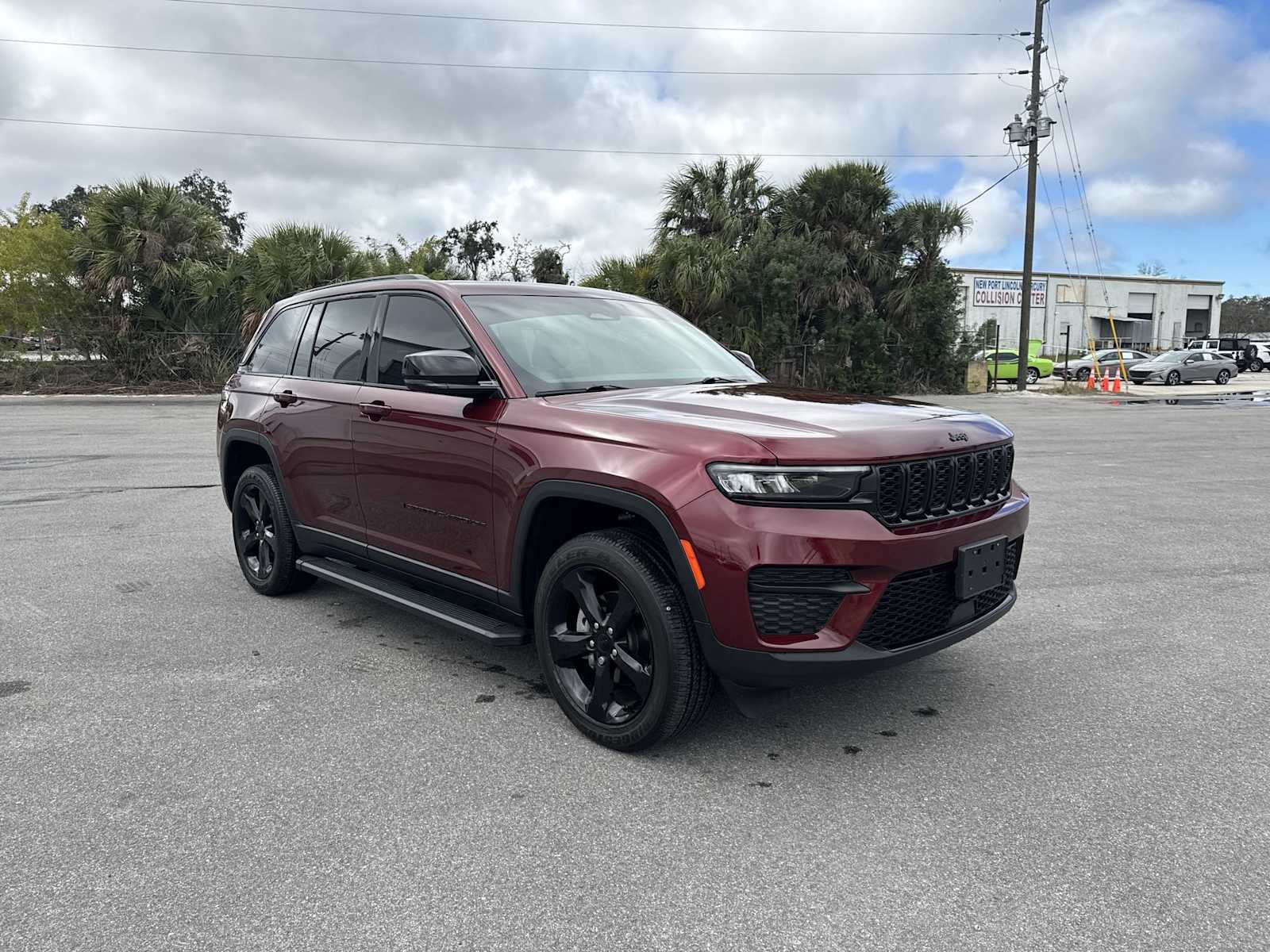 Thumbnail: 2024 Jeep Grand Cherokee - 8