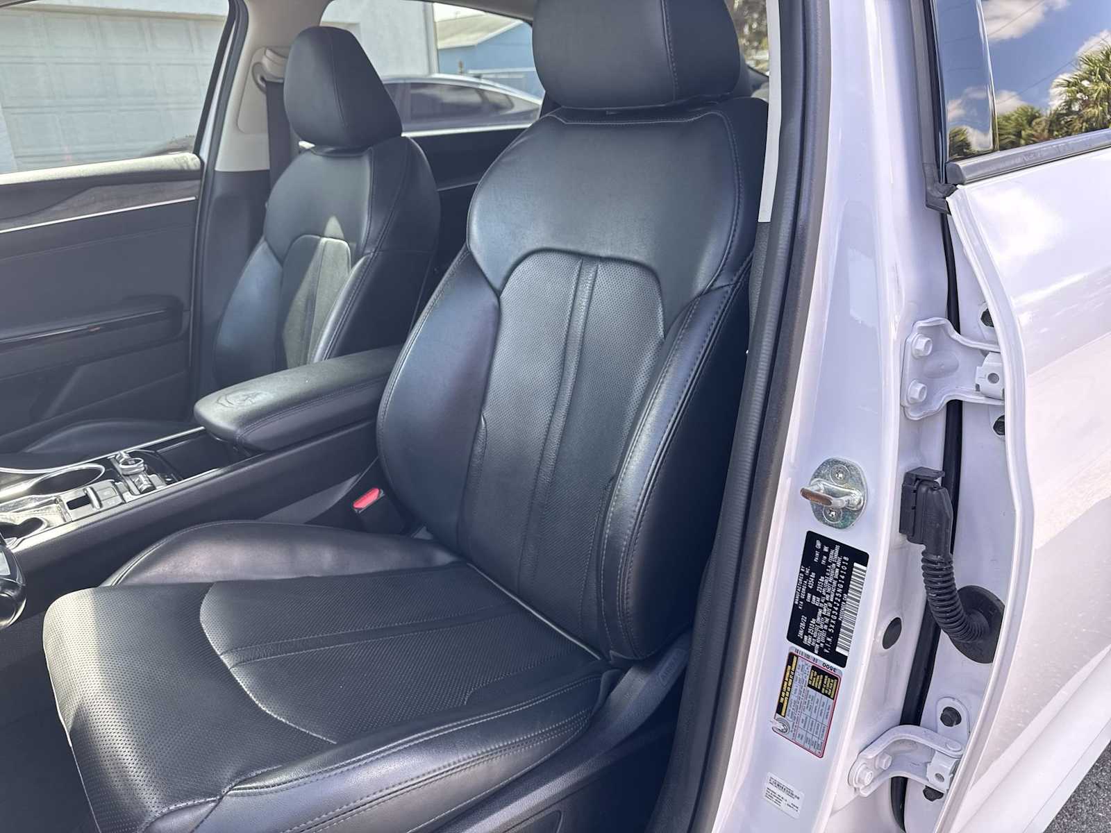 Thumbnail: 2022 Kia K5 - 15