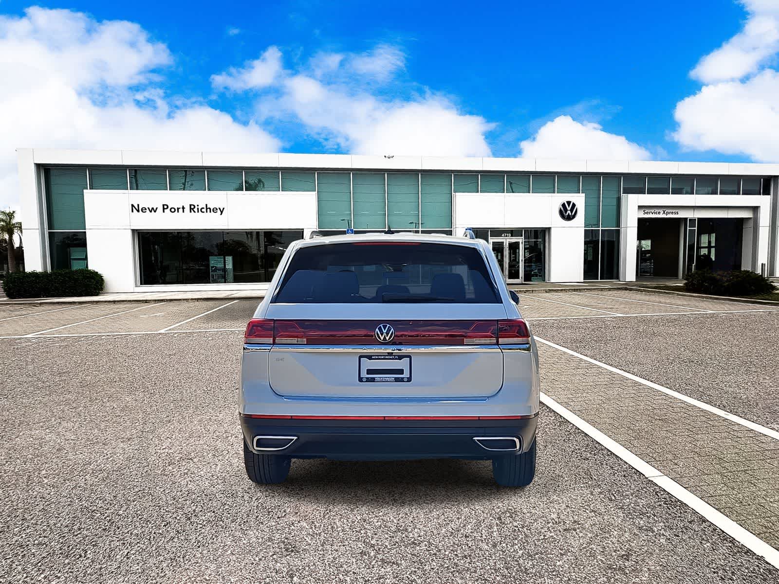 Thumbnail: 2026 Volkswagen Atlas - 7