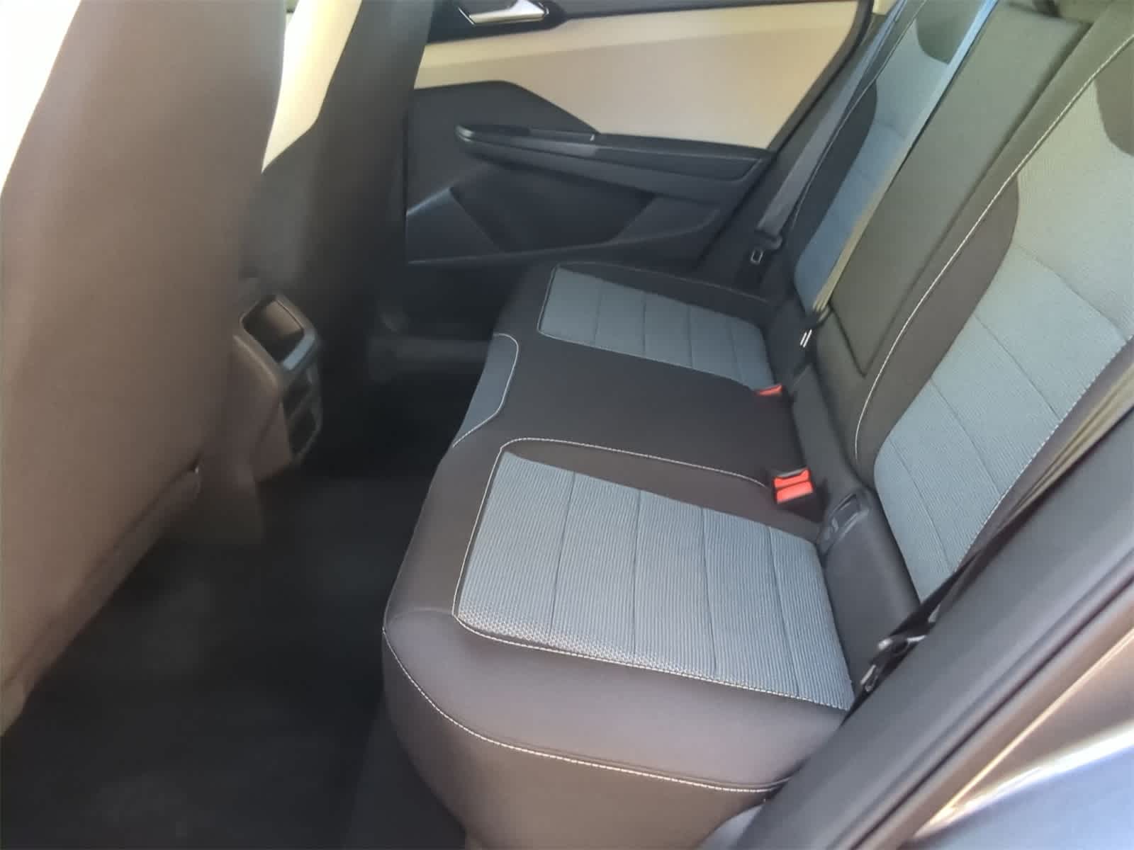 Thumbnail: 2025 Volkswagen Taos - 18