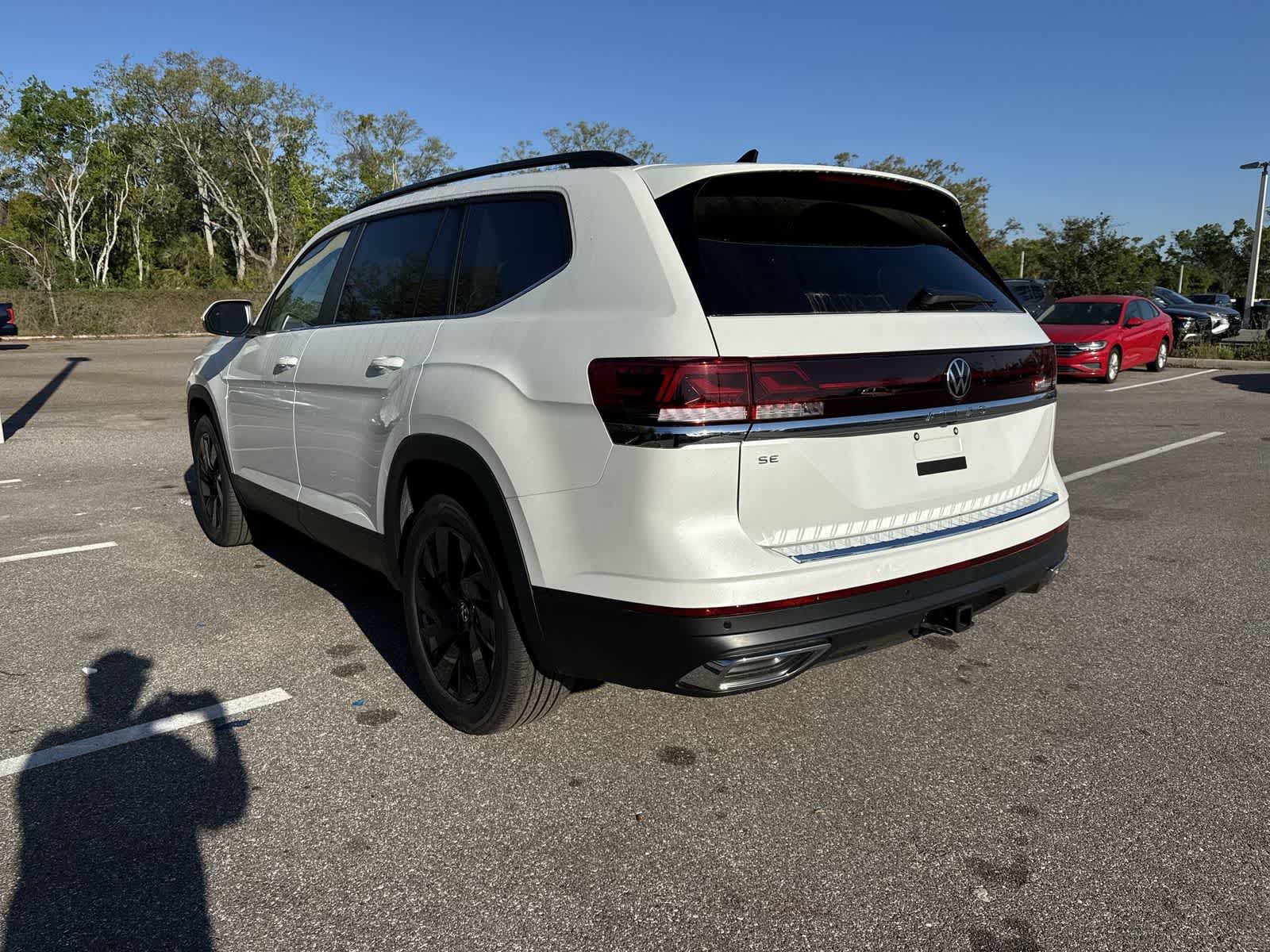 Thumbnail: 2026 Volkswagen Atlas - 4