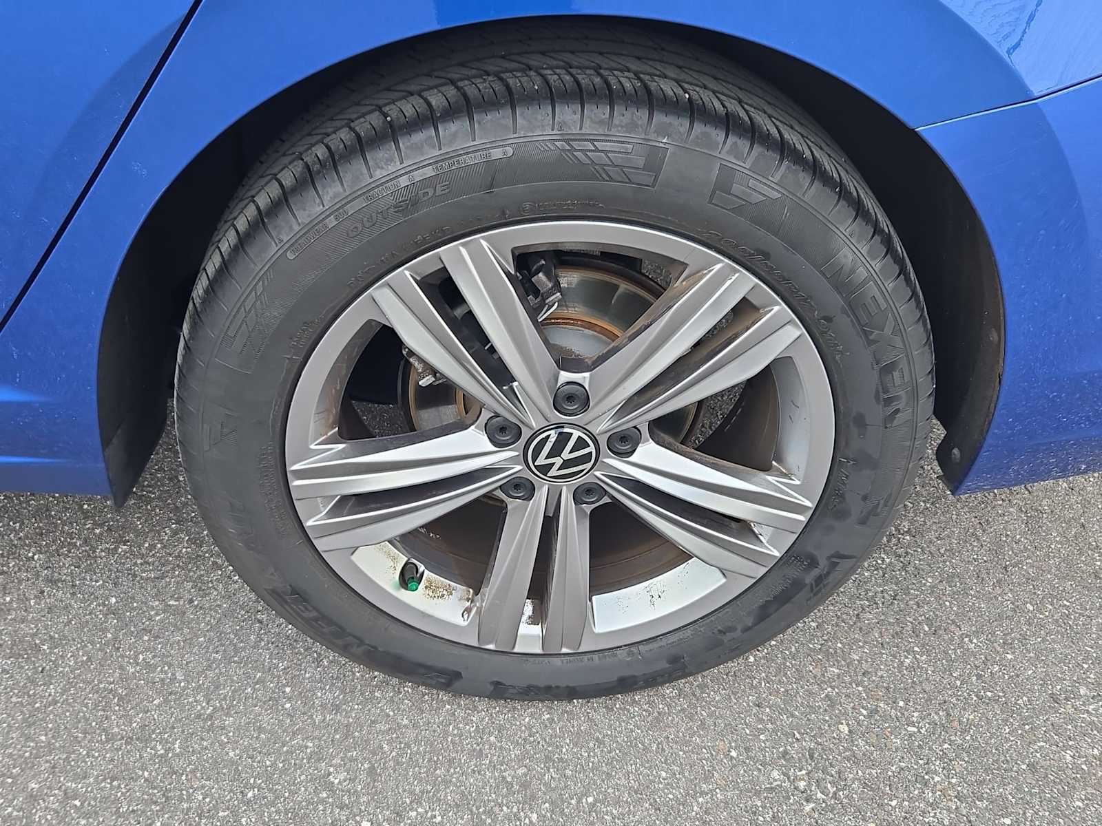 Thumbnail: 2022 Volkswagen Jetta - 14