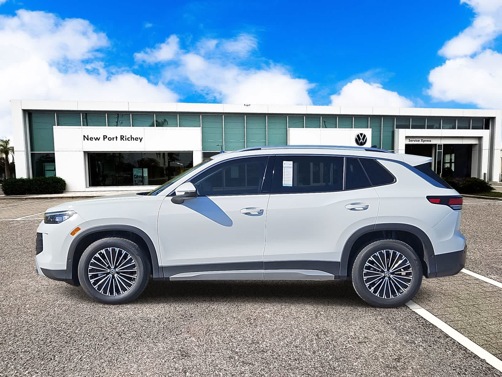 Thumbnail: 2026 Volkswagen Tiguan - 5