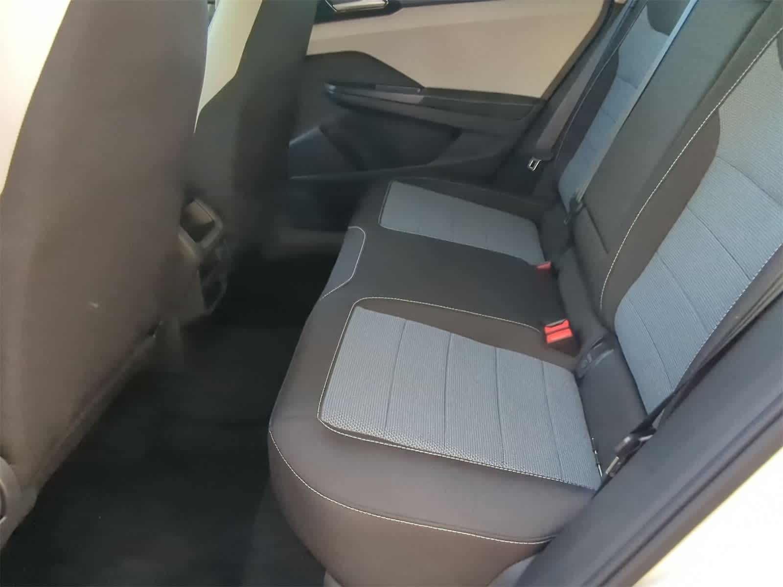 Thumbnail: 2025 Volkswagen Taos - 18