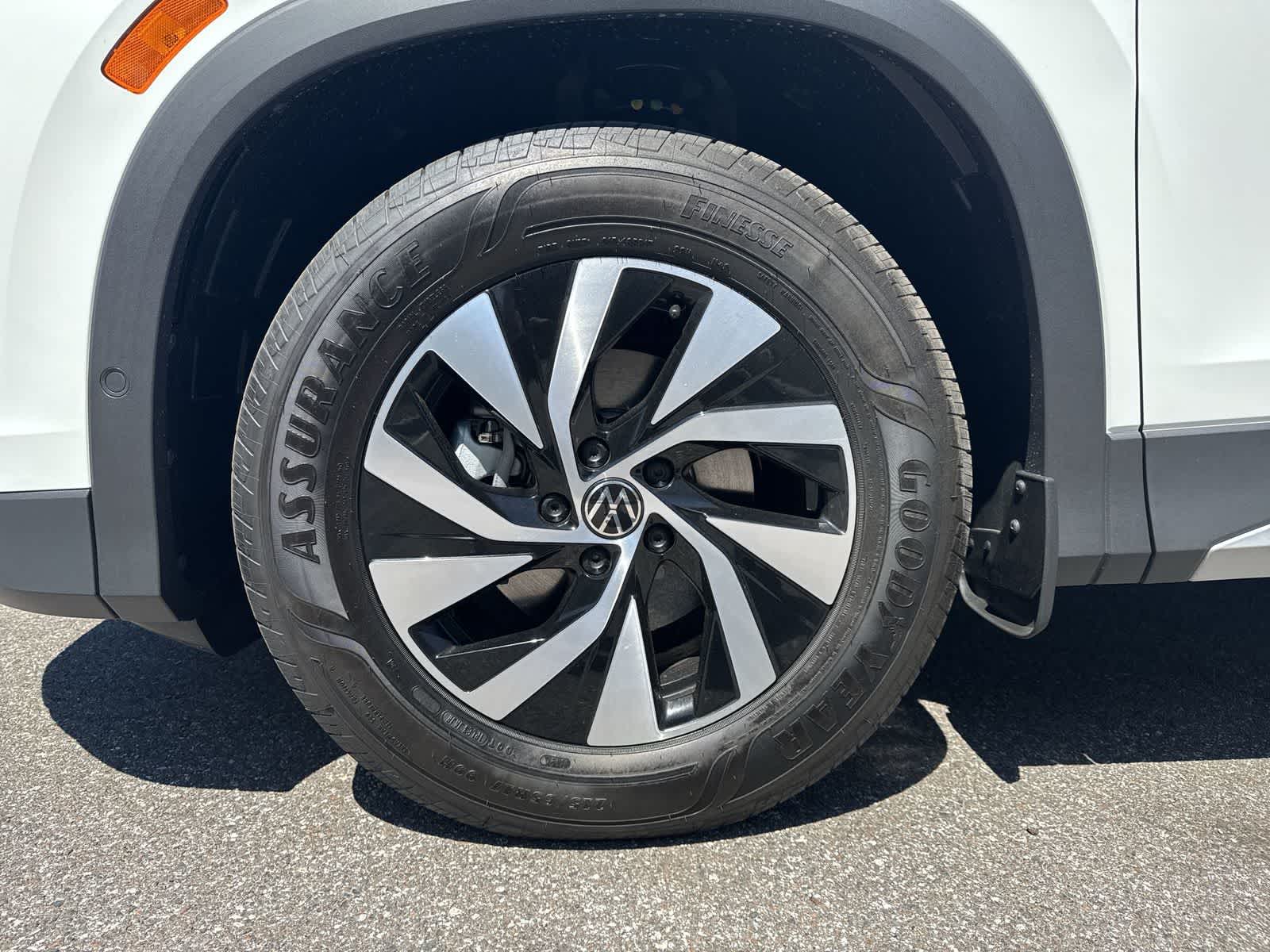Thumbnail: 2026 Volkswagen Tiguan - 12