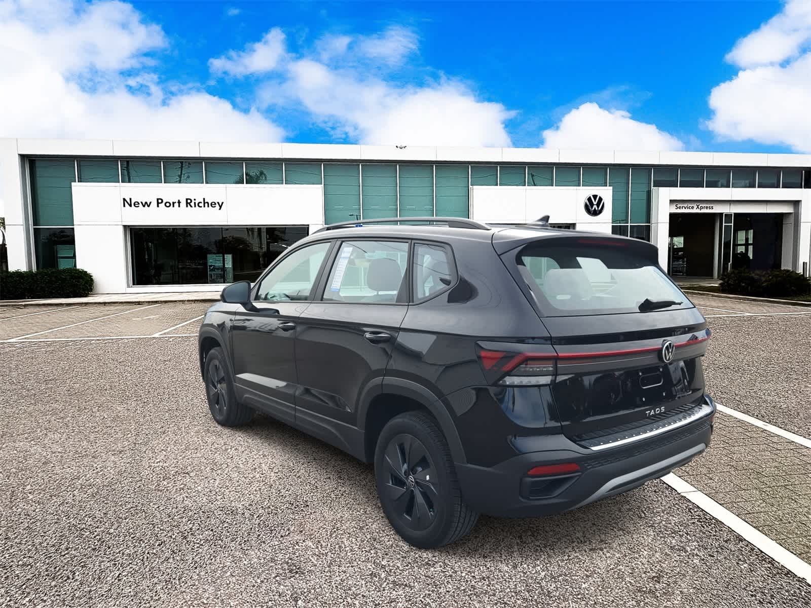 Thumbnail: 2025 Volkswagen Taos - 6