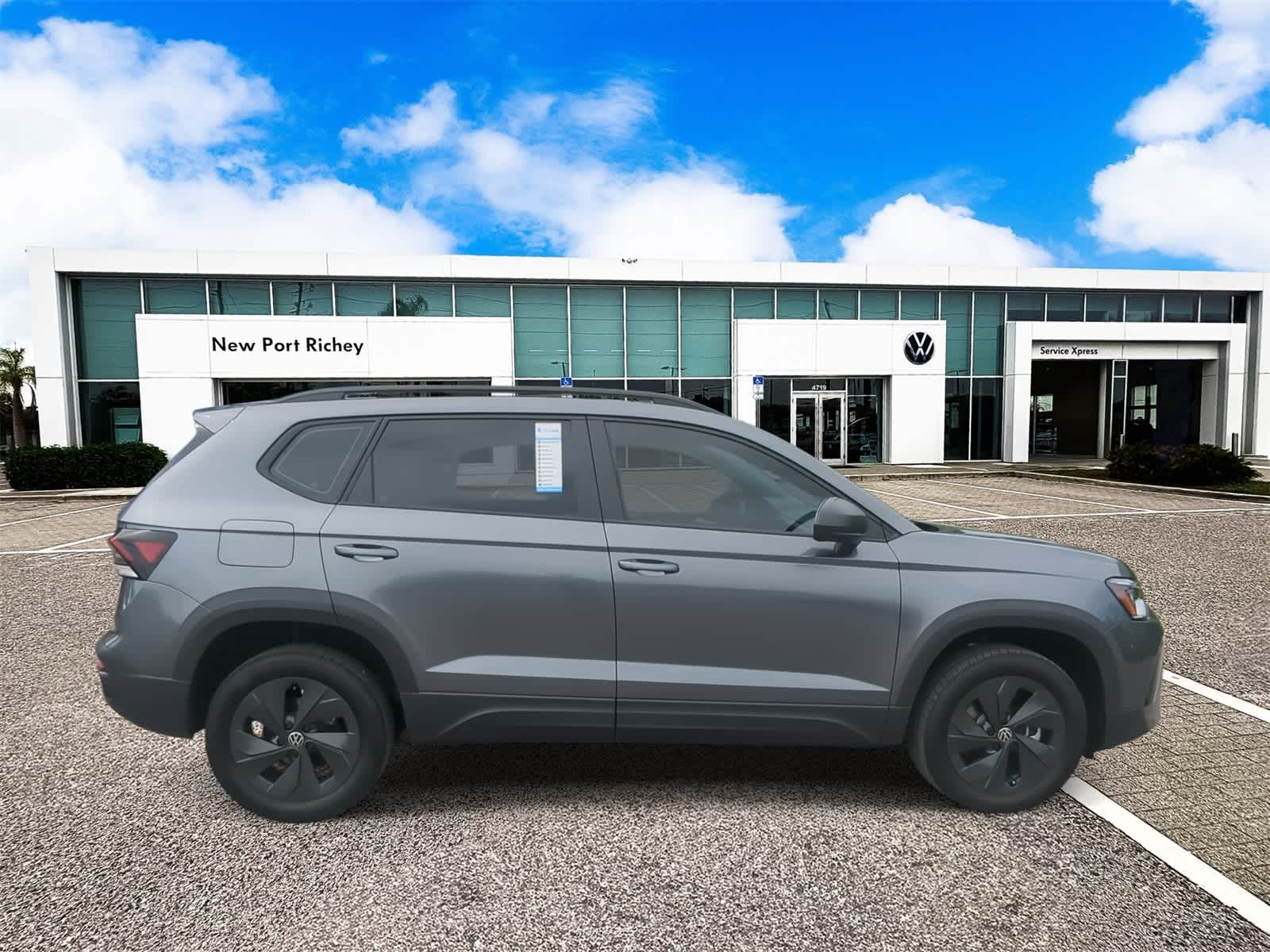 Thumbnail: 2025 Volkswagen Taos - 9