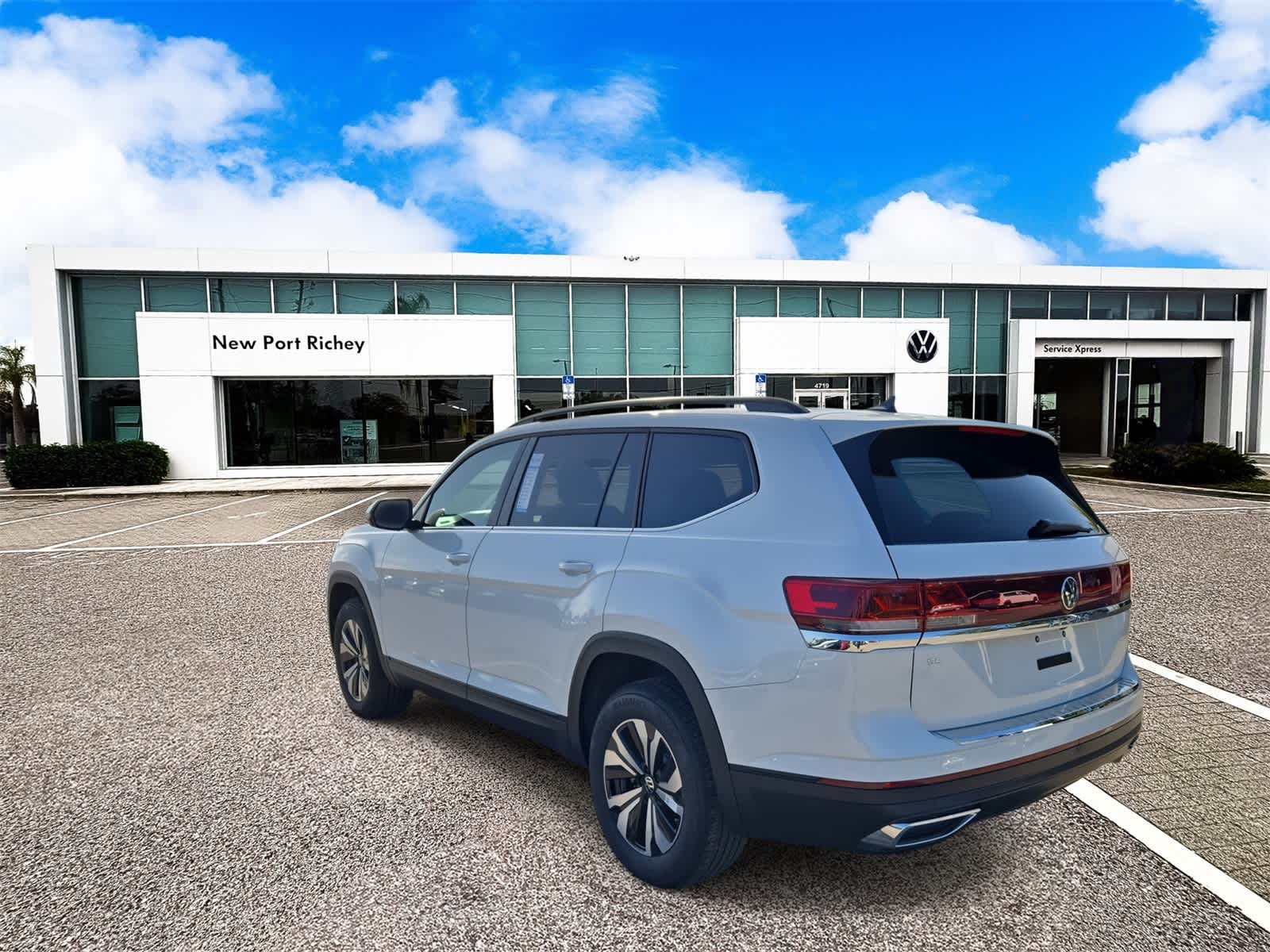 Thumbnail: 2026 Volkswagen Atlas - 6