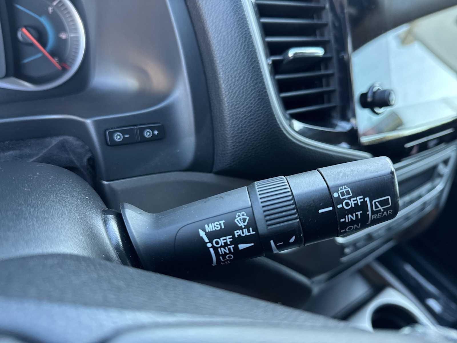 Thumbnail: 2019 Honda Pilot - 25