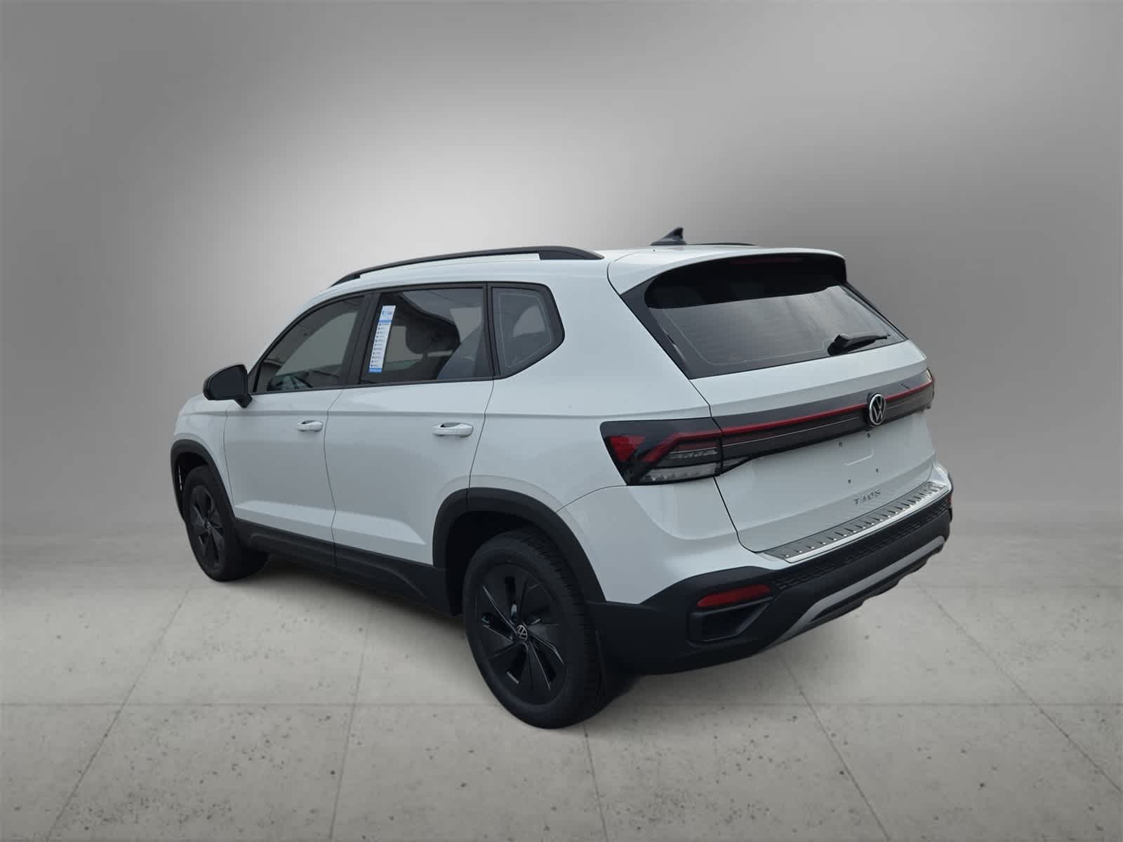 Thumbnail: 2025 Volkswagen Taos - 6