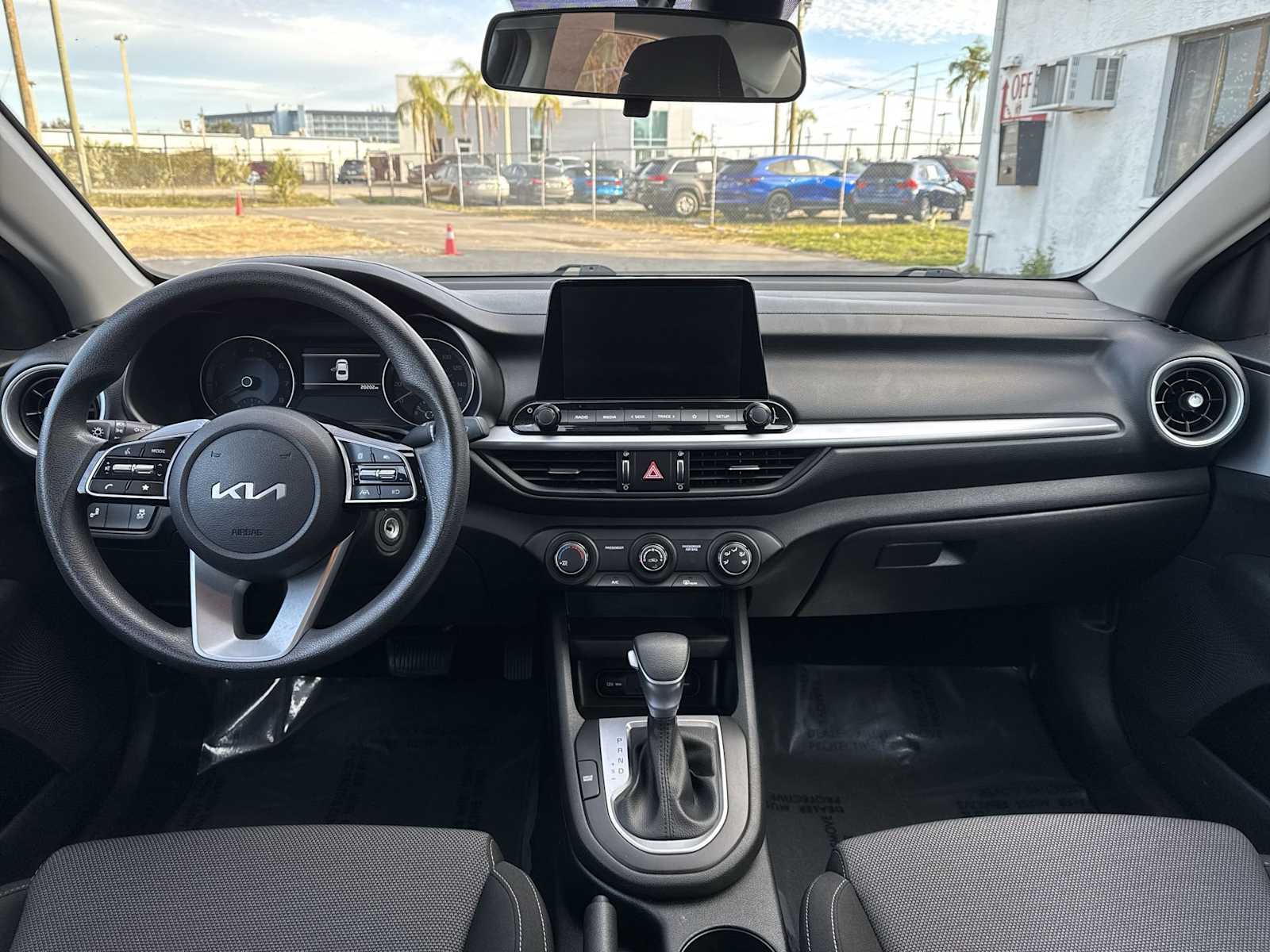 Thumbnail: 2023 Kia Forte - 14