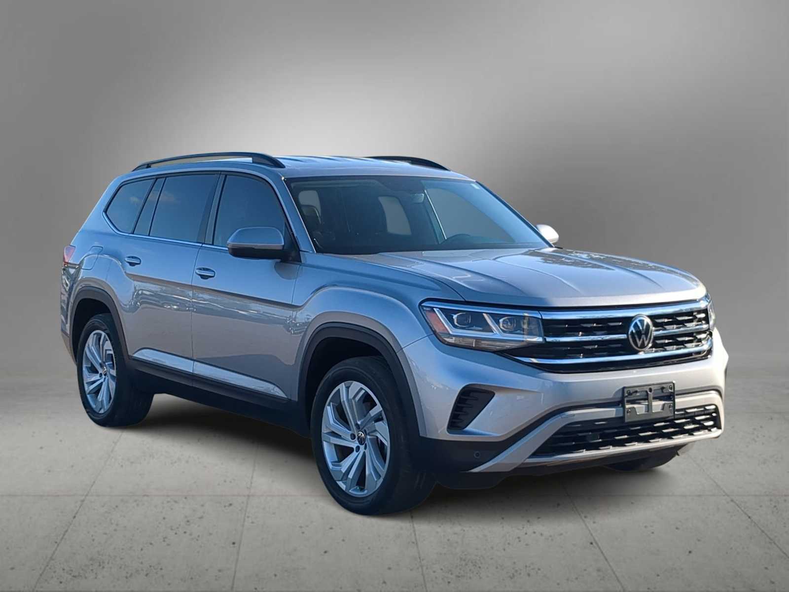 Thumbnail: 2022 Volkswagen Atlas - 2